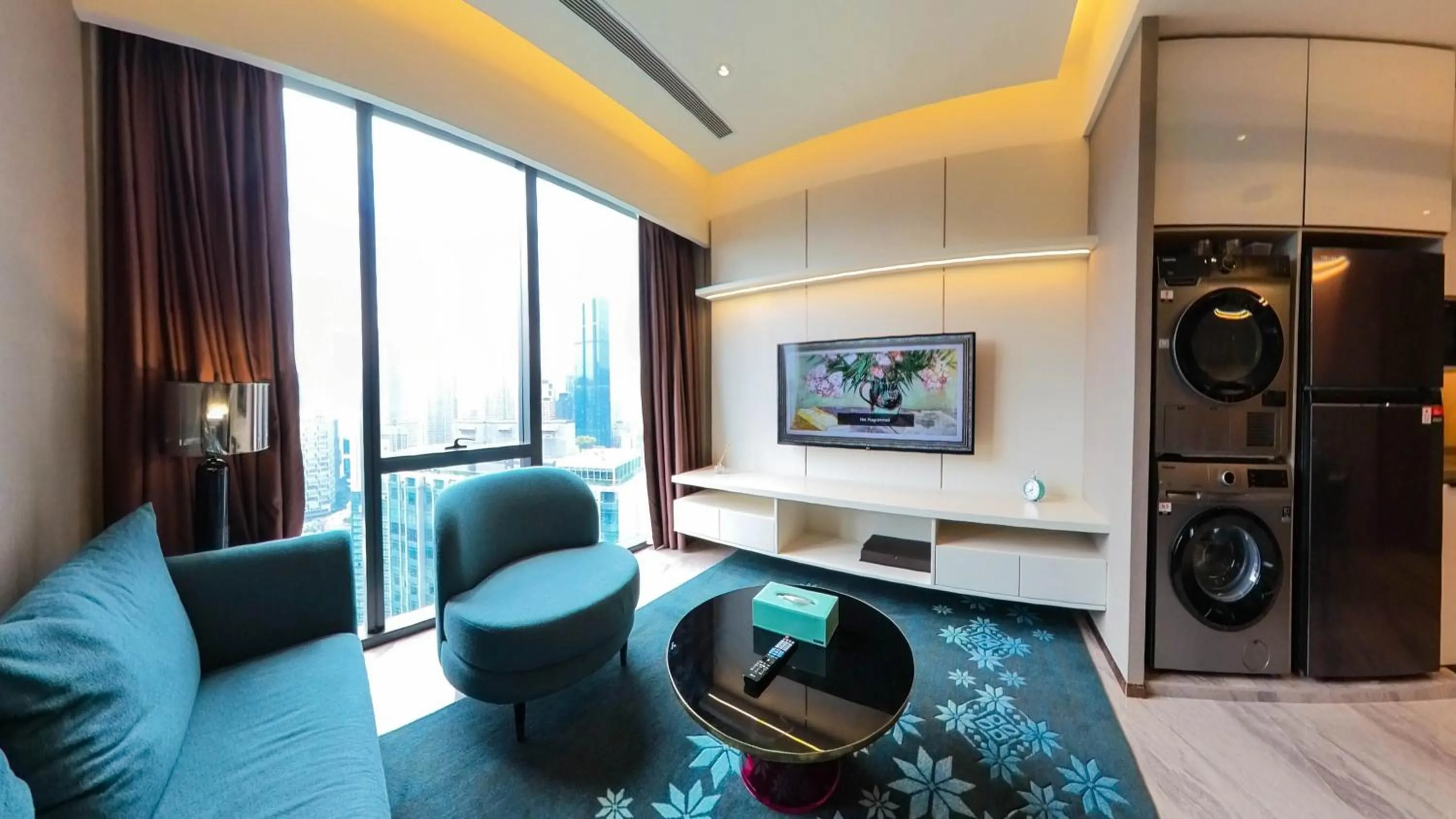 Communal lounge/ TV room in Imperial KLCC Residence - KL HOME