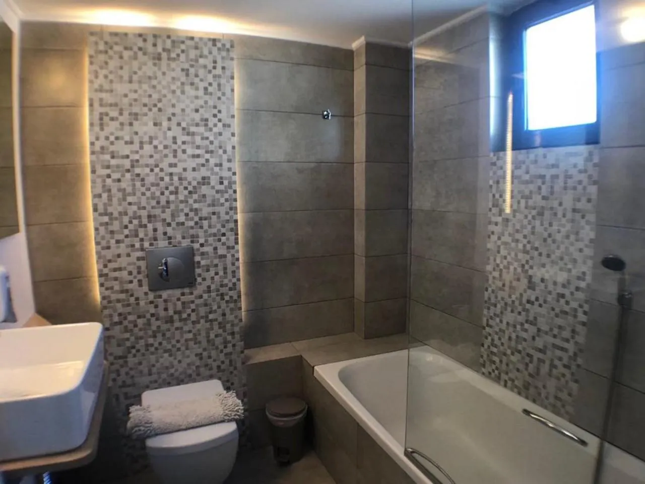 Bathroom in Rethymno Hills Apartments