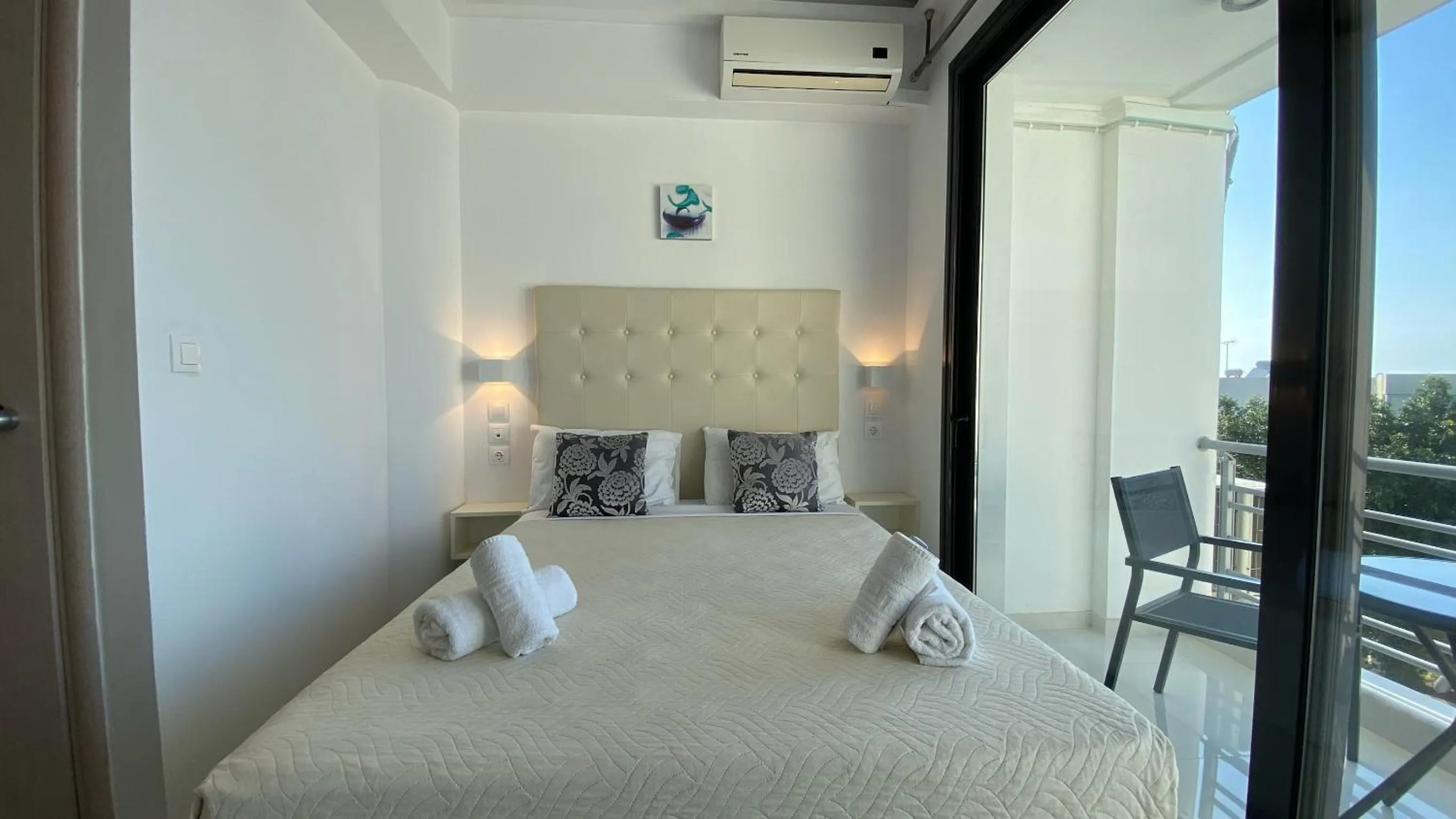 Bed in Rethymno Hills Apartments