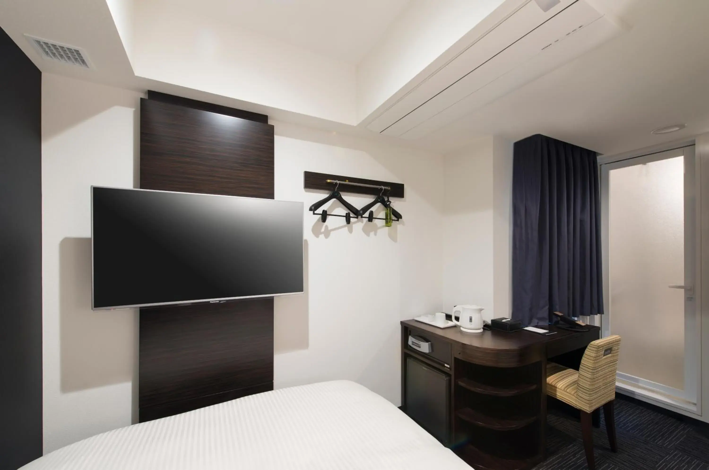 Economy Double Room - Non-Smoking in HOTEL Guest1 Ueno Ekimae Economy Double Room - Non-Smoking in HOTEL Guest1 Ueno Ekimae