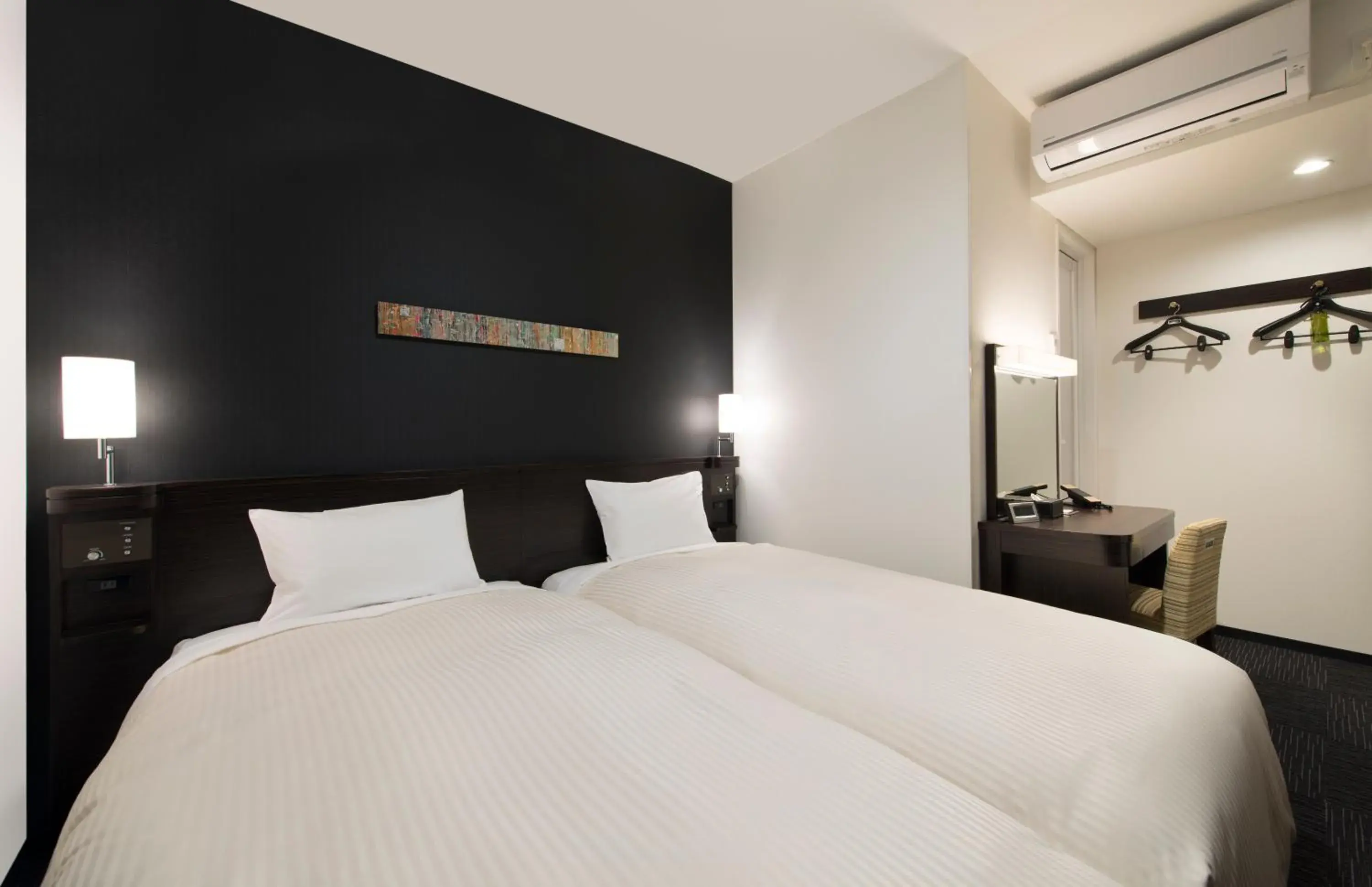 Twin Room - Non-Smoking in HOTEL Guest1 Ueno Ekimae Twin Room - Non-Smoking in HOTEL Guest1 Ueno Ekimae