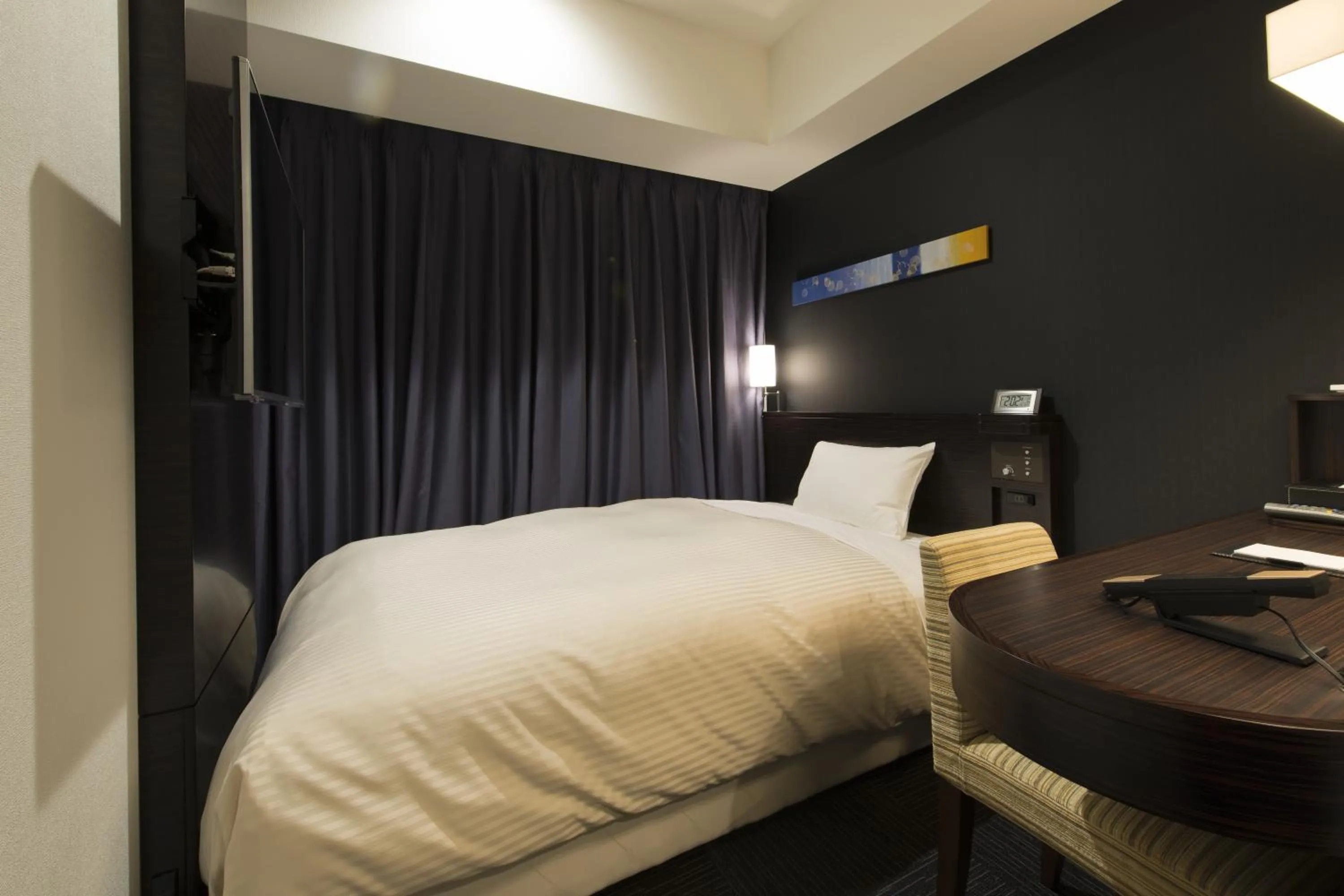 Bedroom, Bed in HOTEL Guest1 Ueno Ekimae