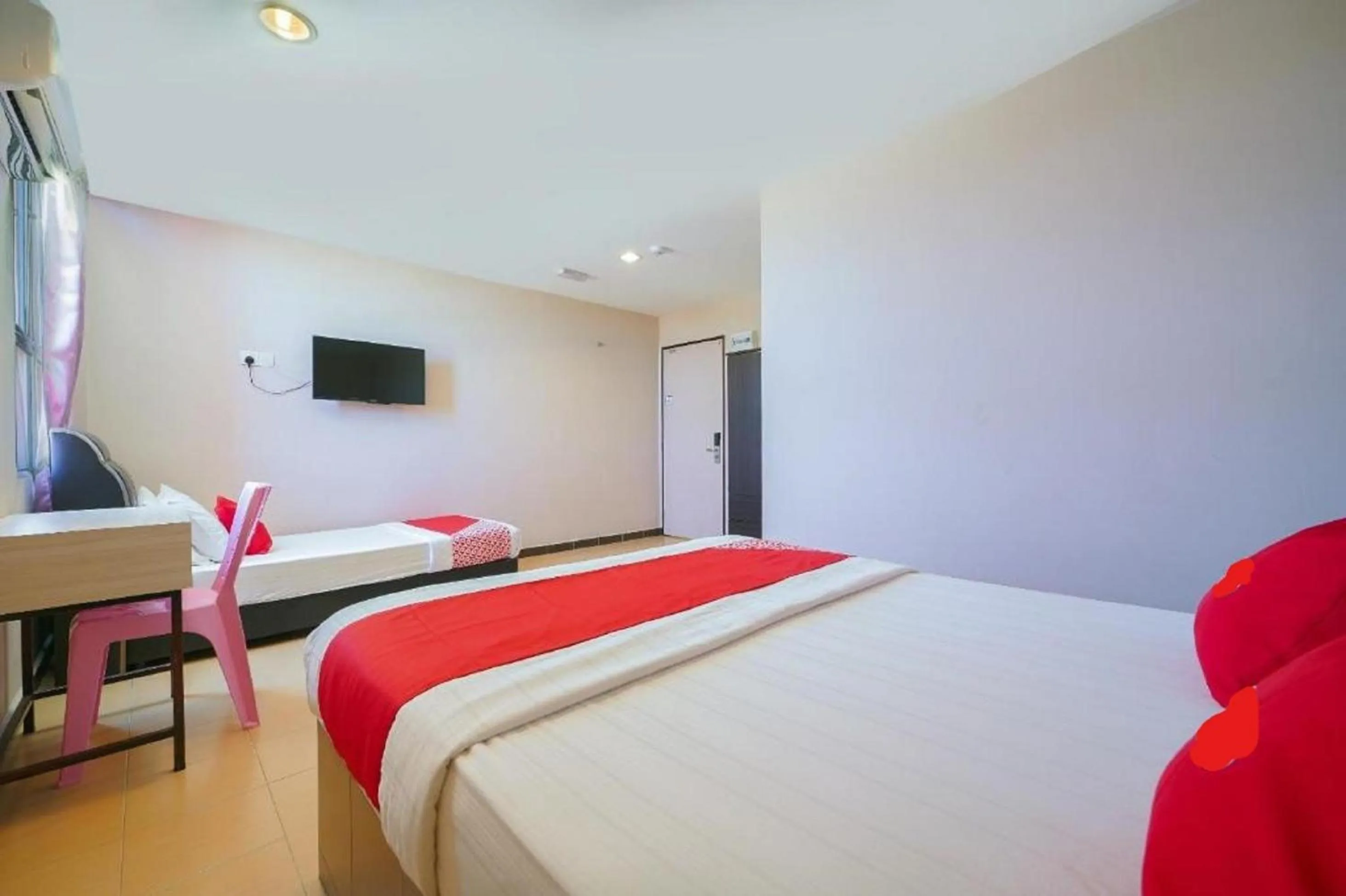 Bed in CMN Hotel & Homestay