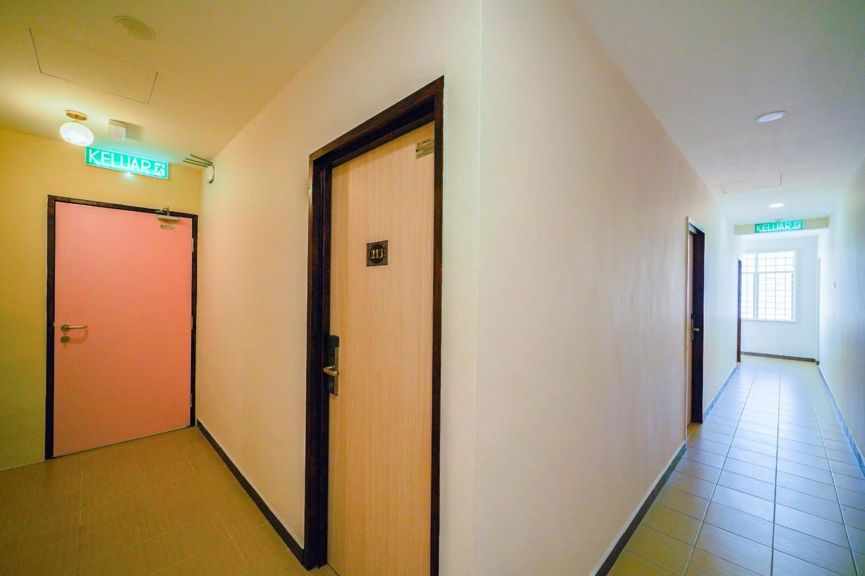 Lobby or reception in CMN Hotel & Homestay