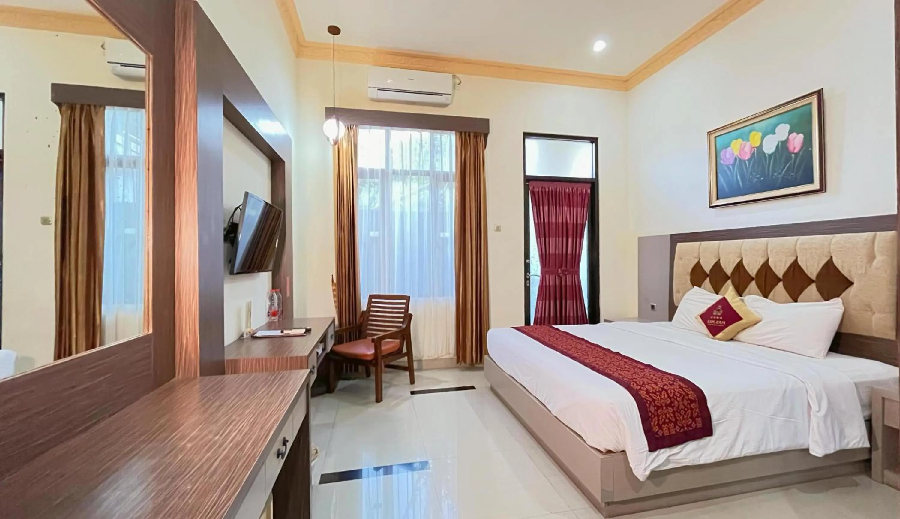 Bedroom, Bed in Zamzam Hotel and Convention Batu Powered By Archipelago