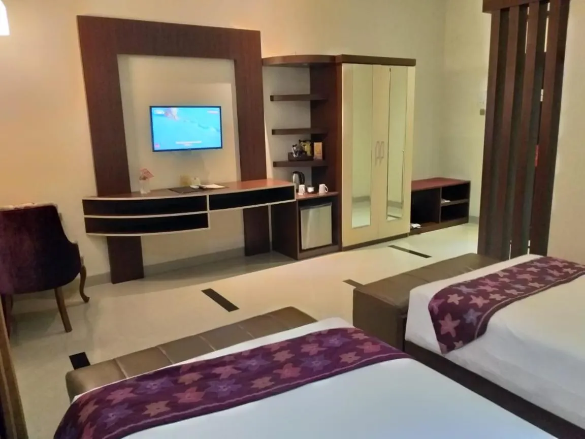 Bedroom, Bed in Zamzam Hotel and Convention Batu Powered By Archipelago