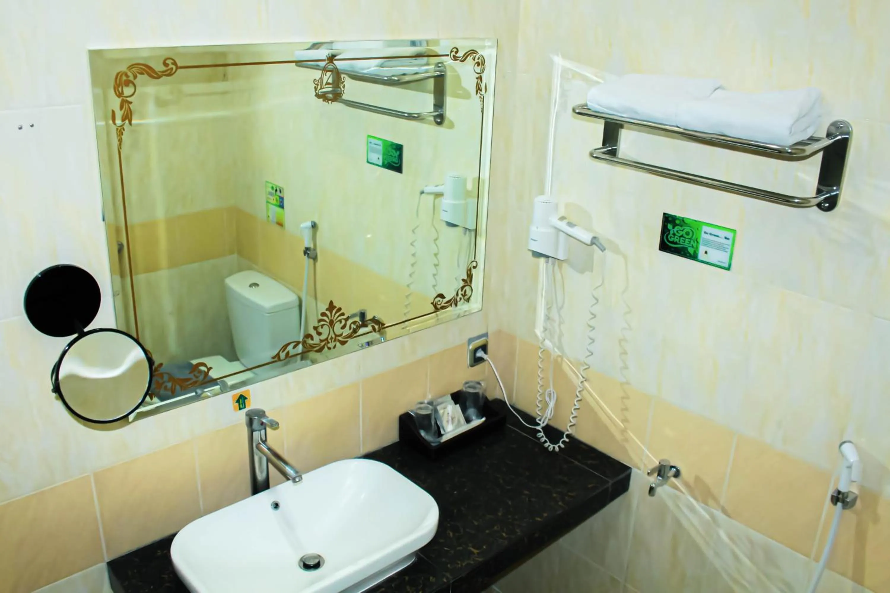 Bathroom in Zamzam Hotel and Convention Batu Powered By Archipelago