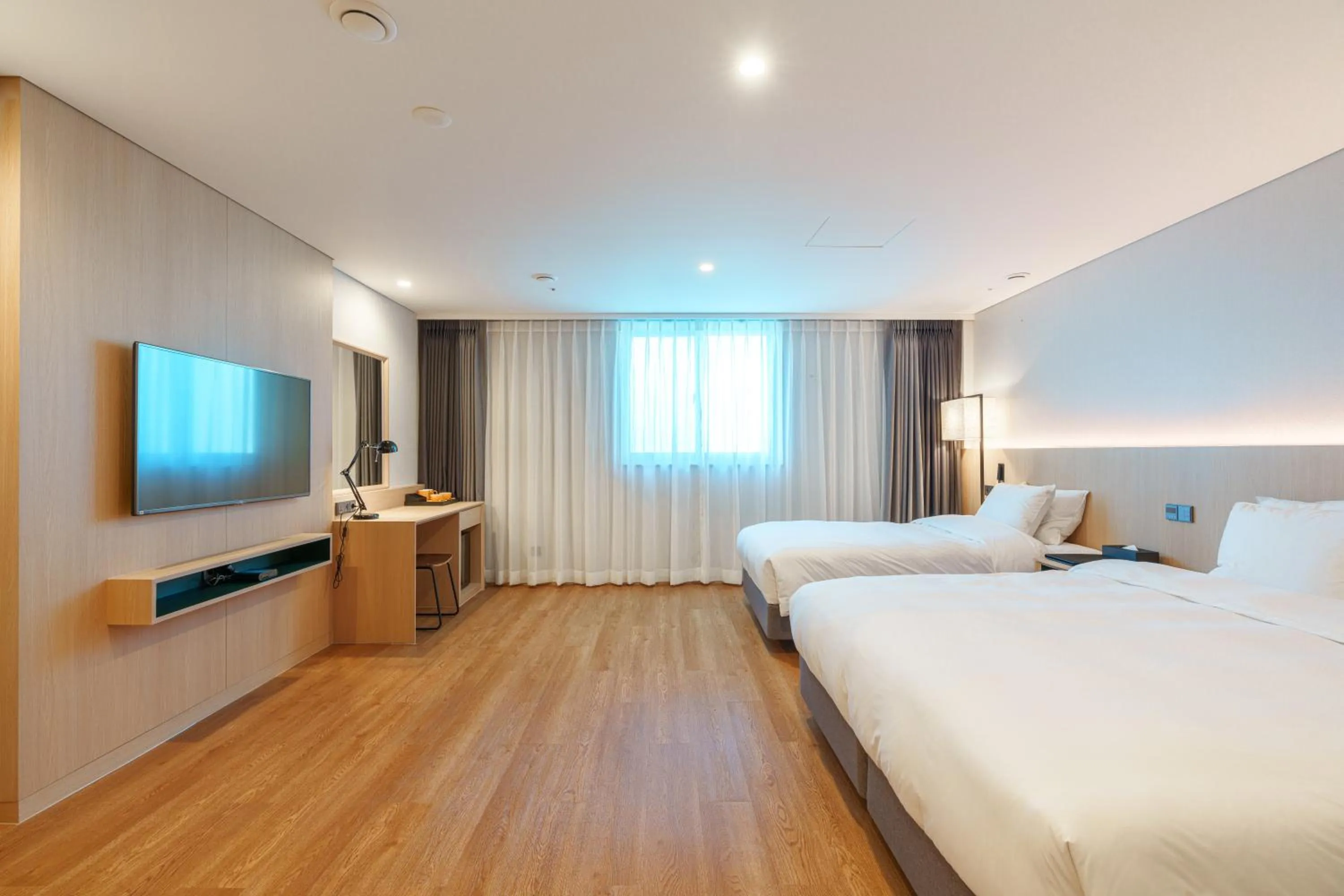 Bed in ibis Styles Ambassador Jeonju City Centre