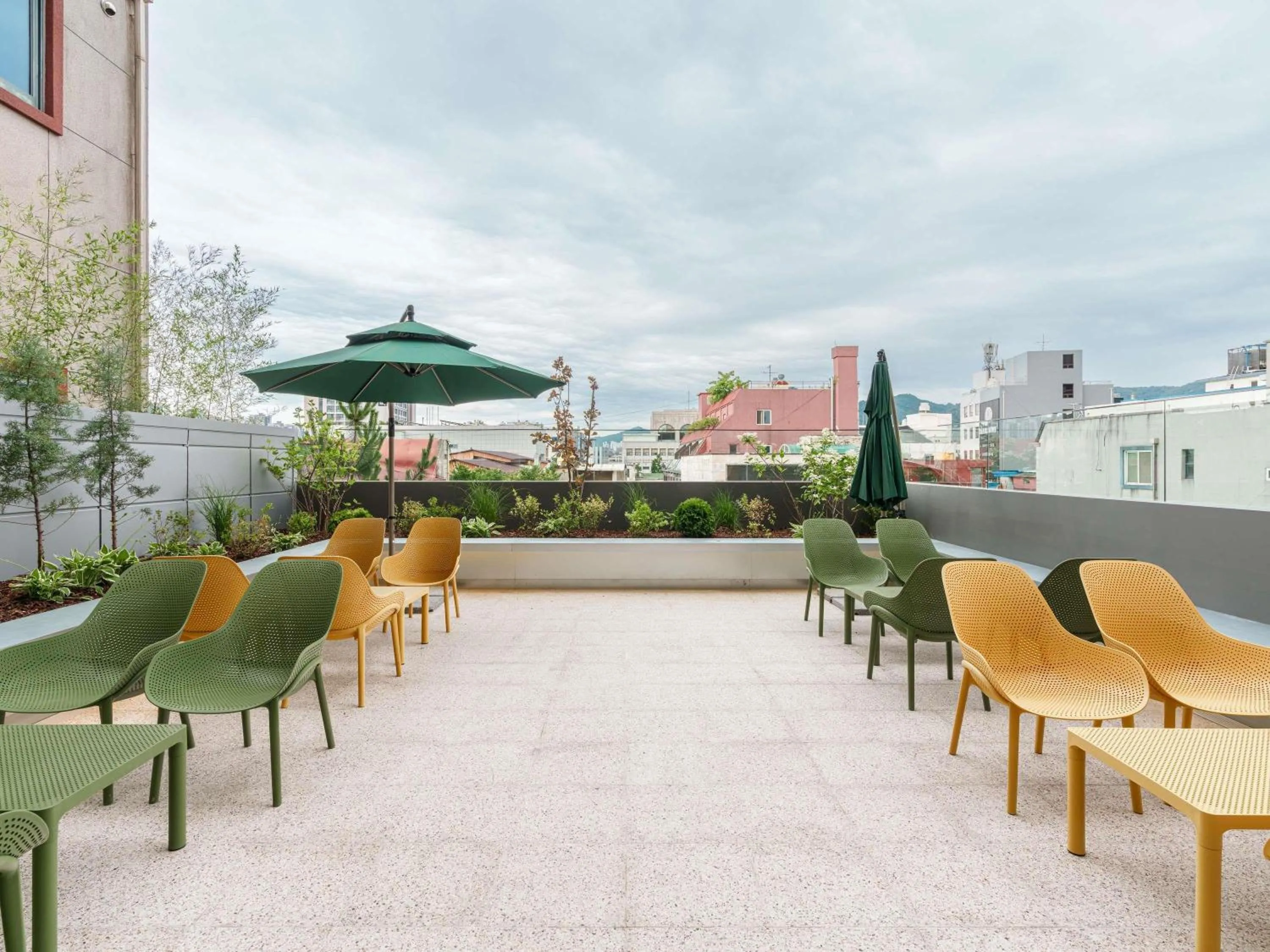 Property building in ibis Styles Ambassador Jeonju City Centre