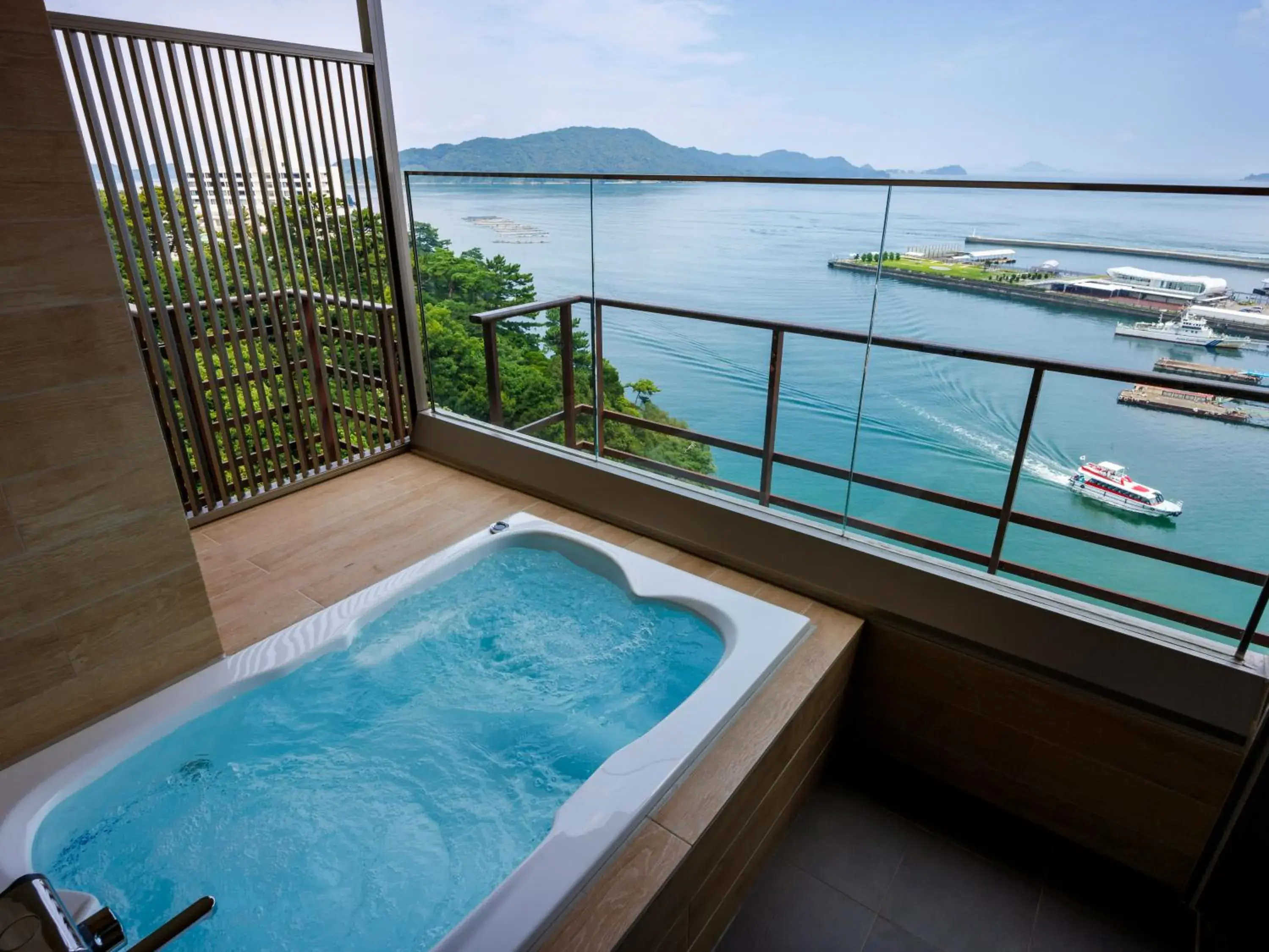 Suite with Tatami Area with Open Air Bath with Ocean View - Buffet Dinner in Todaya Suite with Tatami Area with Open Air Bath with Ocean View - Buffet Dinner in Todaya