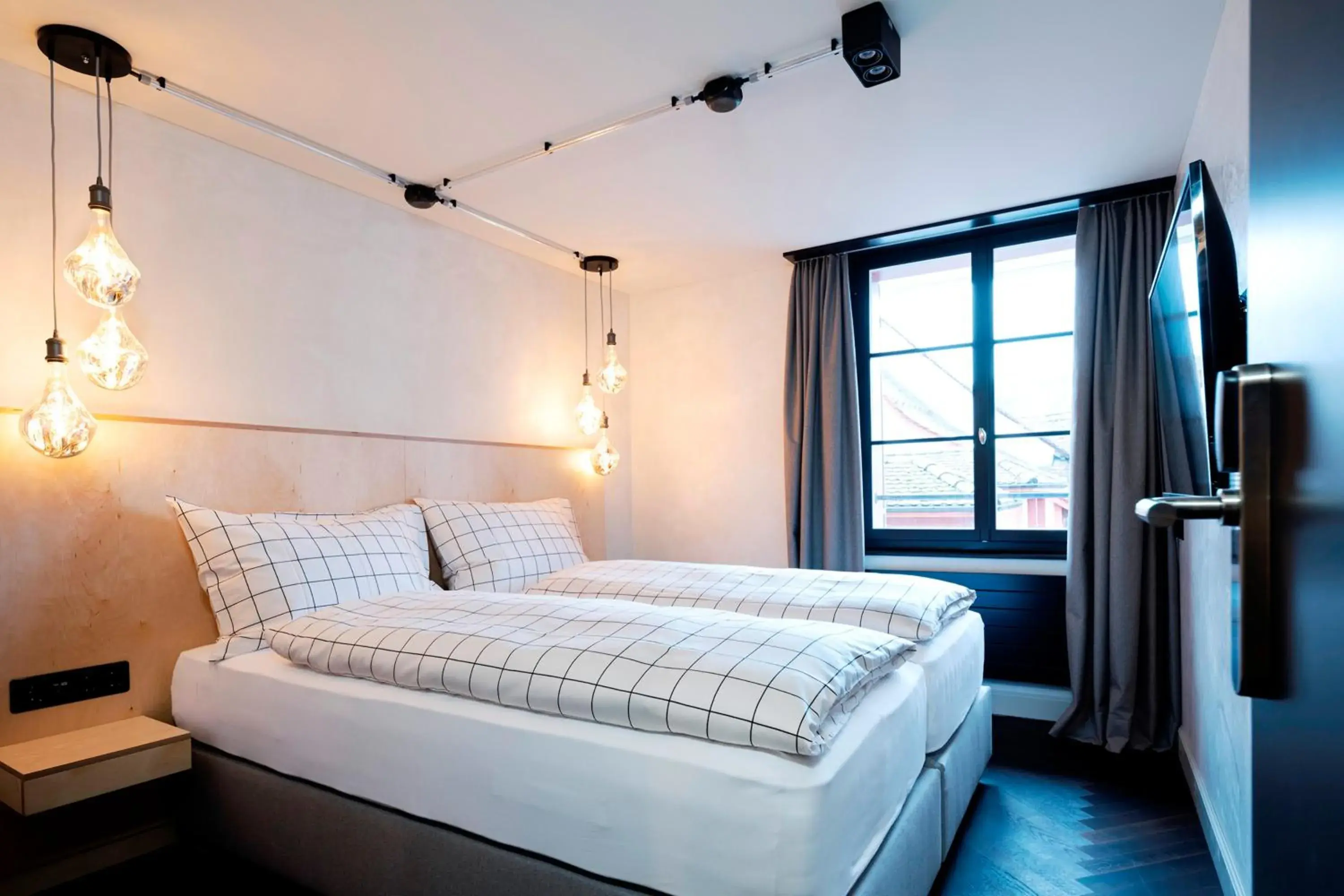 Economy Double Room with Private Bathroom on the Floor in The Lubo - self check-in Economy Double Room with Private Bathroom on the Floor in The Lubo - self check-in