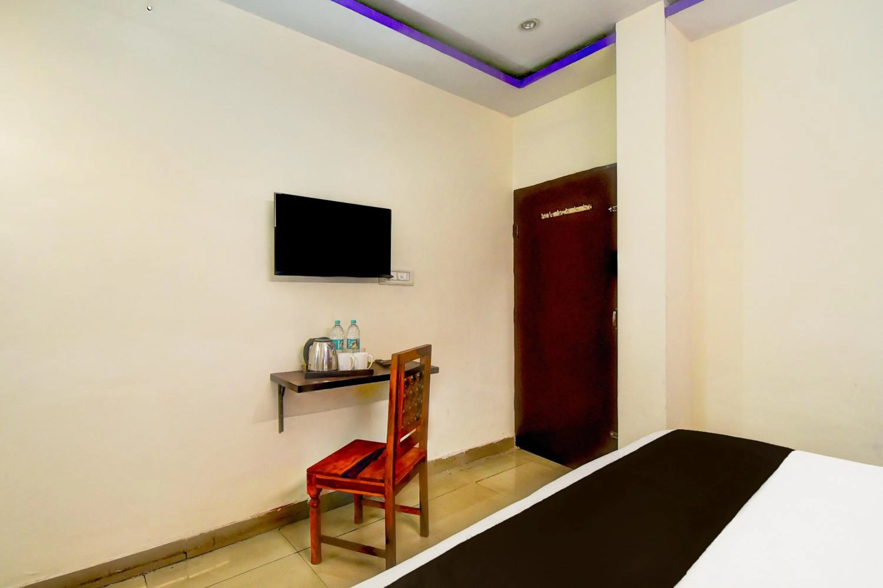 Bedroom in Hotel O Pragati Prime