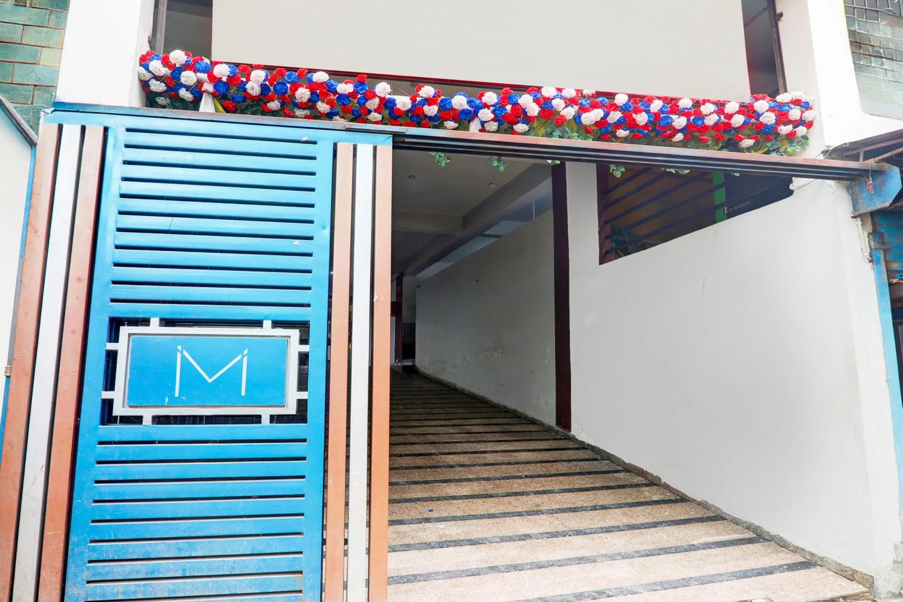 Facade/entrance in Super Hotel O Kadam Ghat Near Ashok RajPath