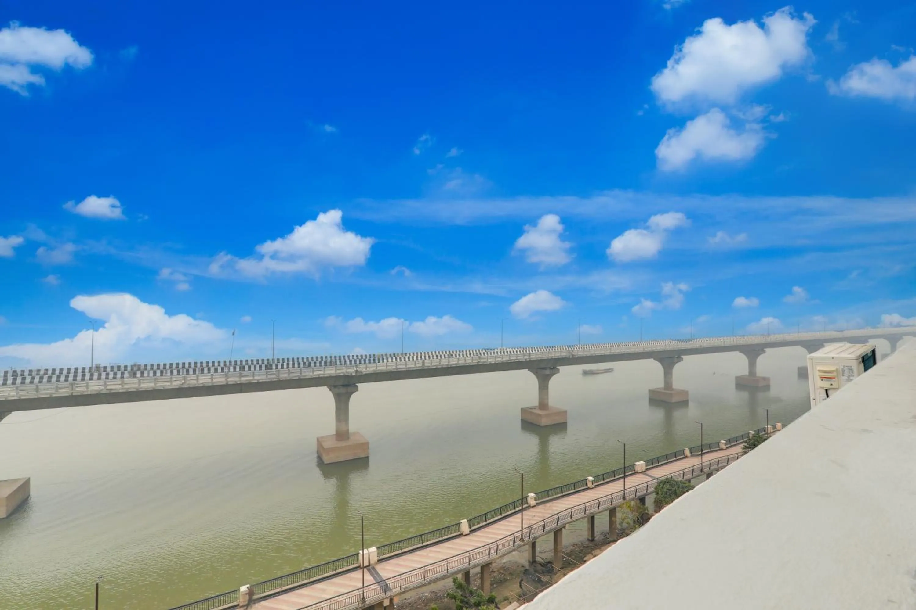 Lobby or reception in Super Hotel O Kadam Ghat Near Ashok RajPath