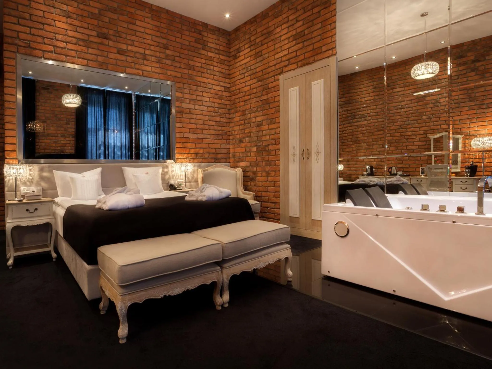 Bedroom, Bed in Hotel Betmanowska Main Square Residence Adults Only