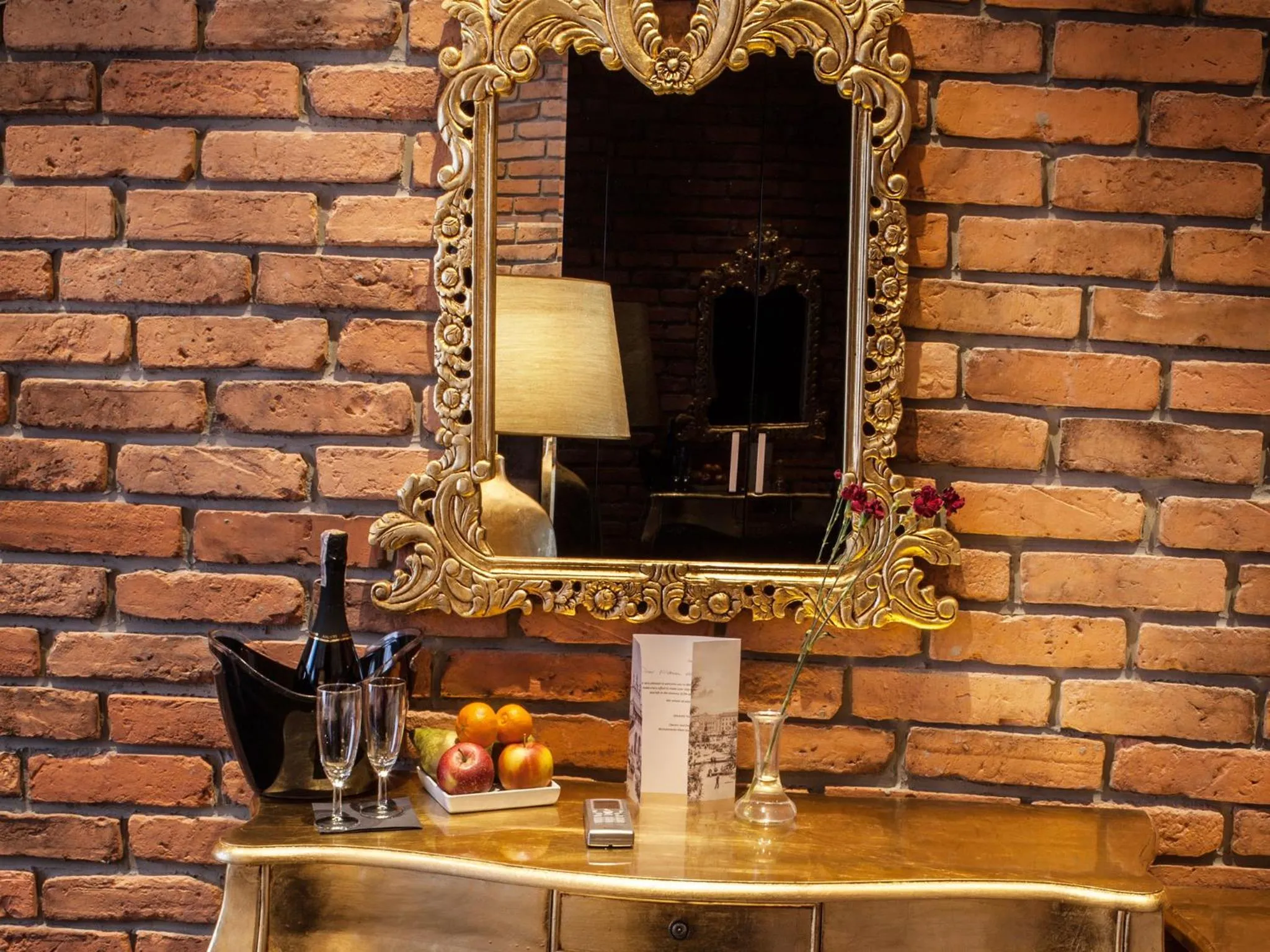 Decorative detail in Hotel Betmanowska Main Square Residence Adults Only