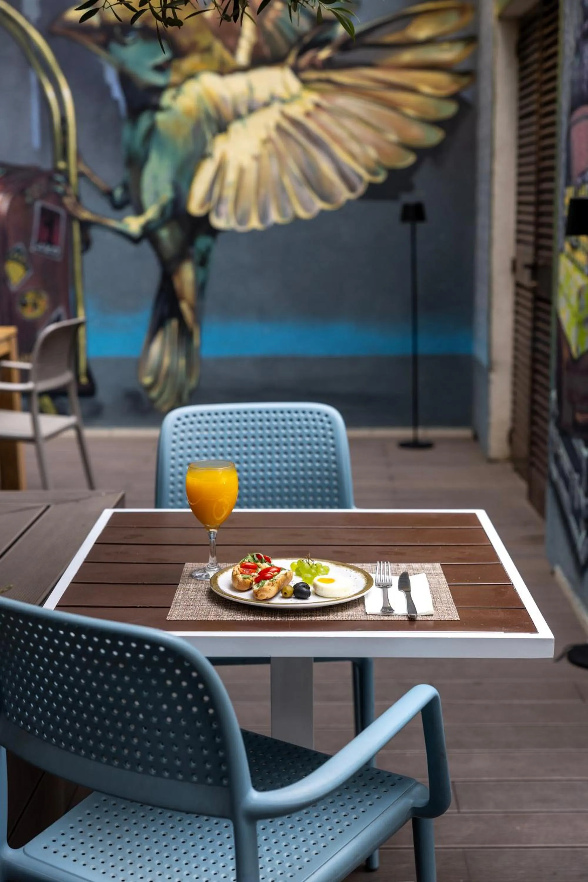 Restaurant/places to eat in Nobel Palace Hotel