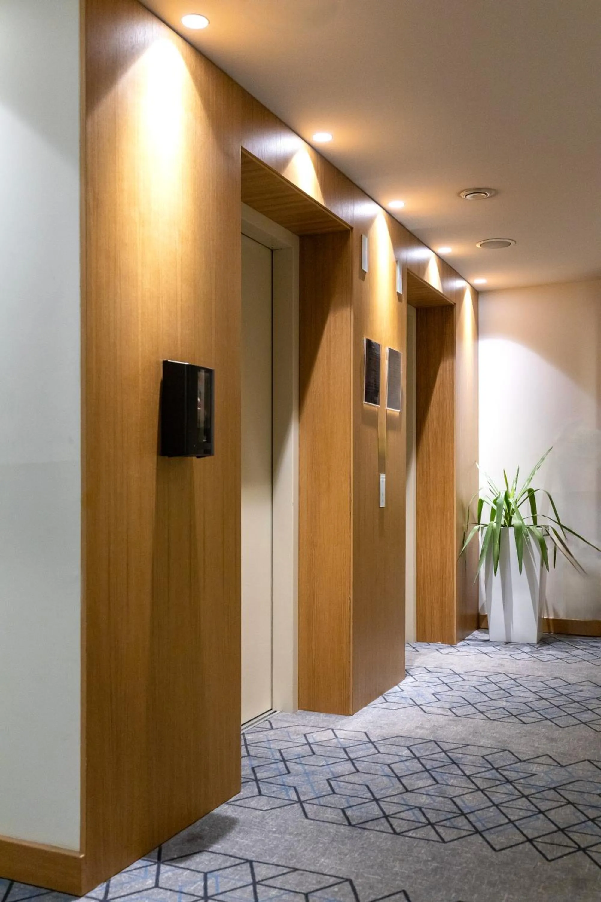 elevator in Nobel Palace Hotel