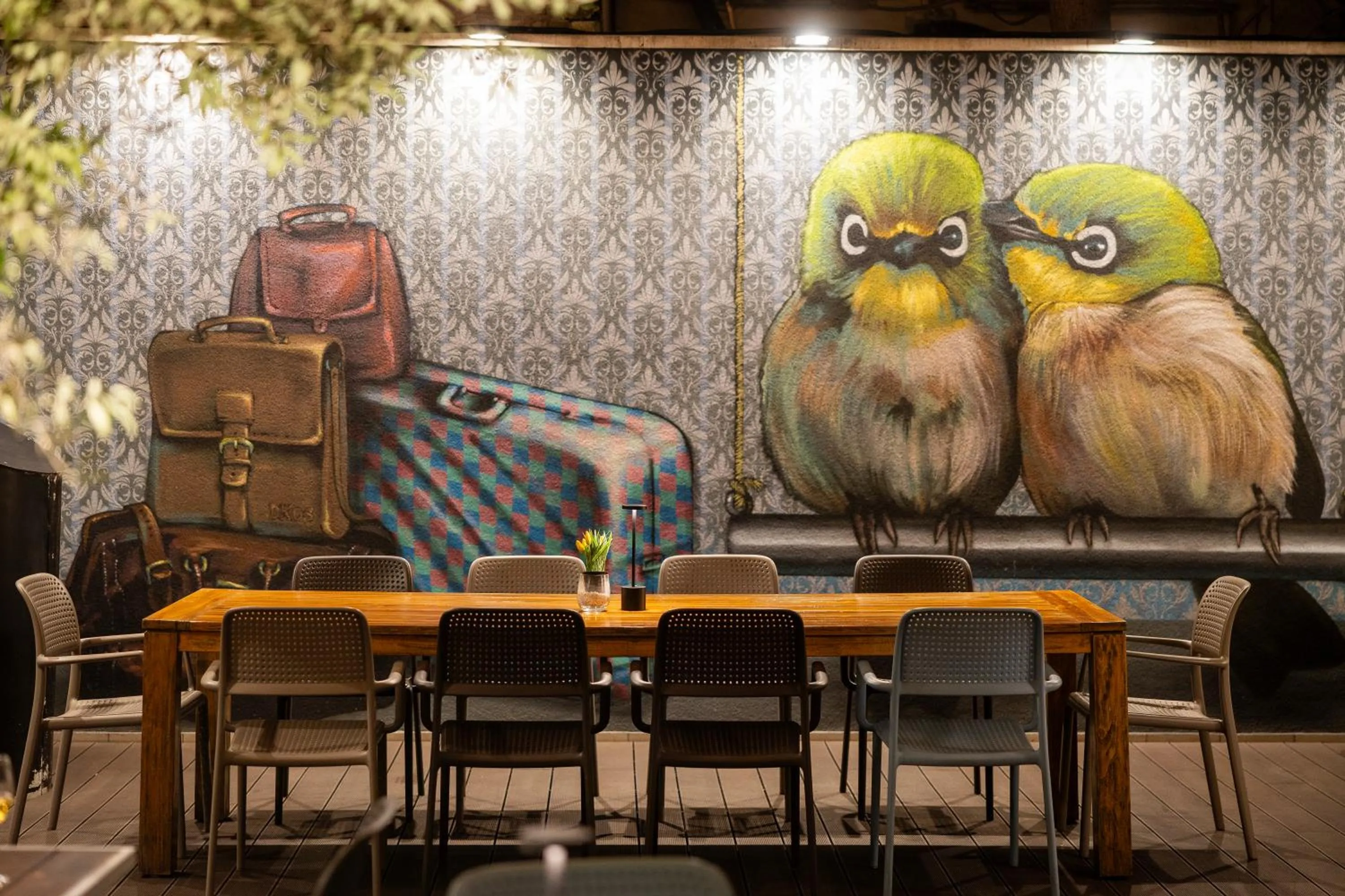 Restaurant/places to eat in Nobel Palace Hotel