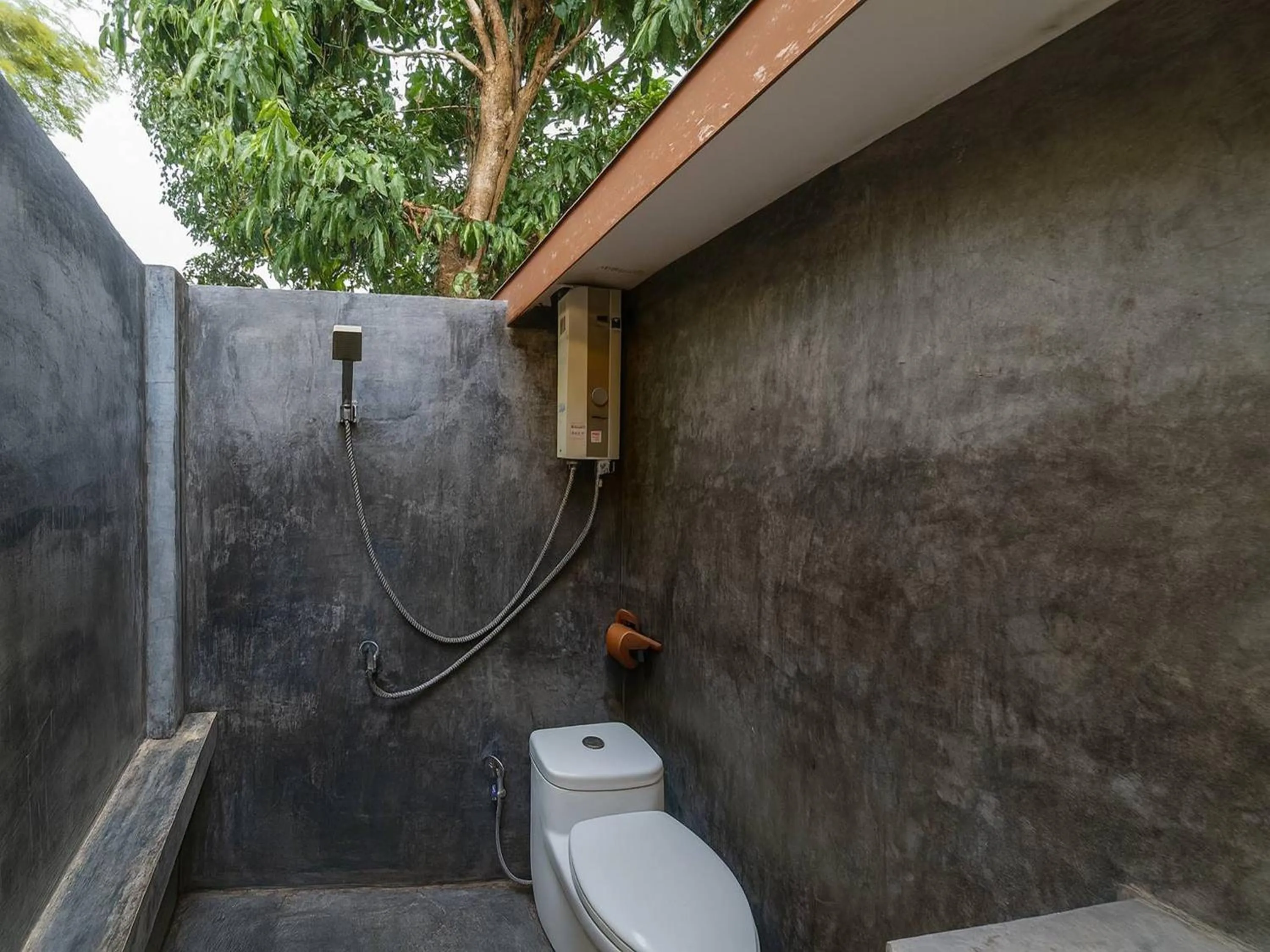 Toilet in Lion Cafe Resort