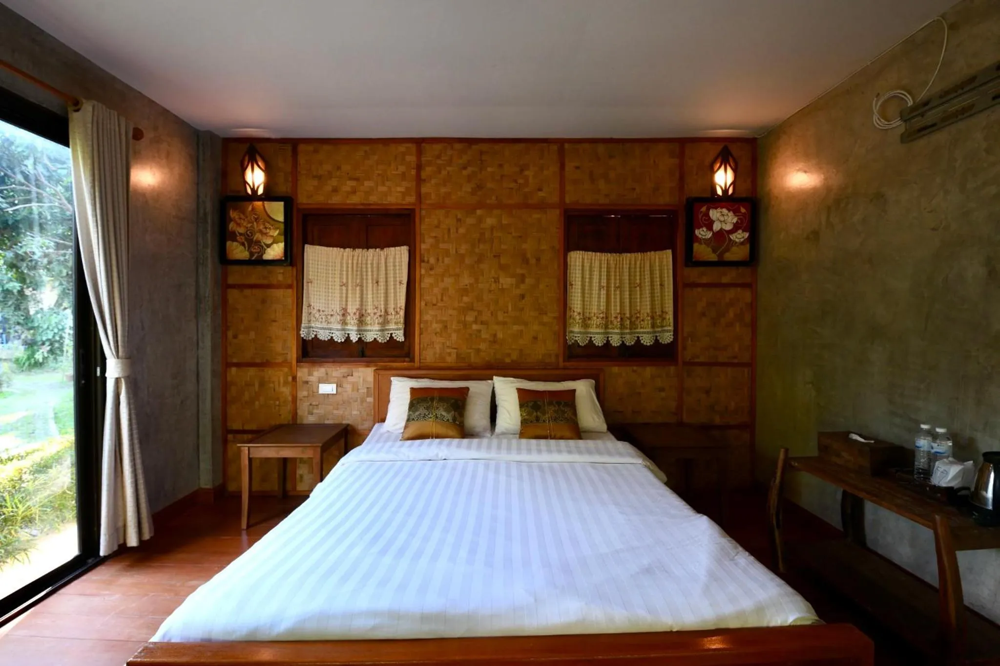 Bed in lion resort & cafe