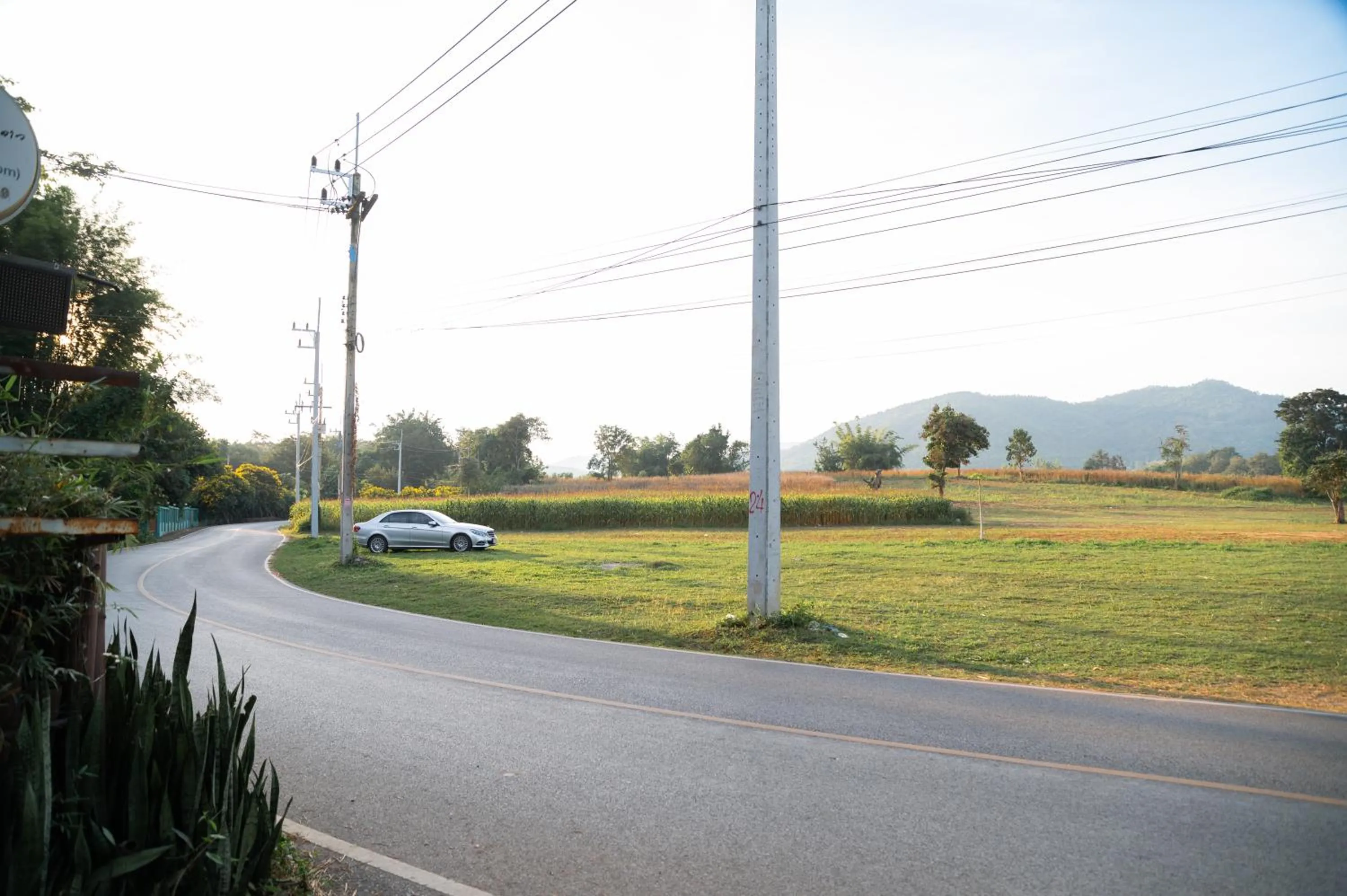 Parking in lion resort & cafe