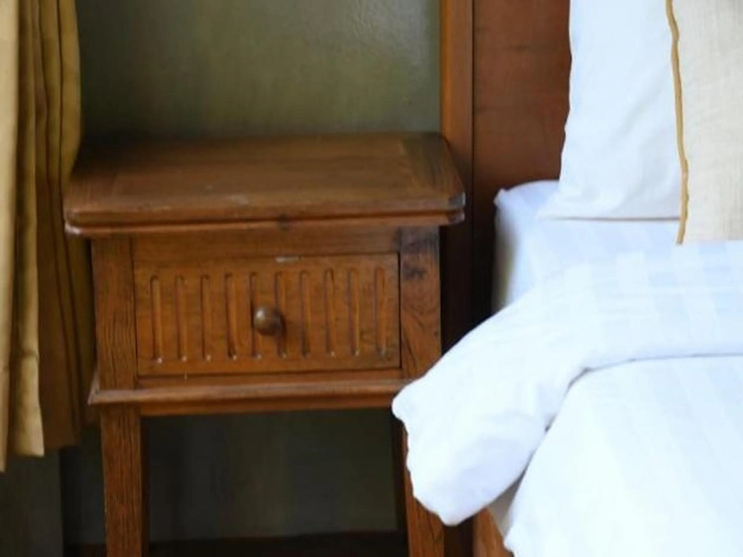 Bed in Lion Cafe Resort