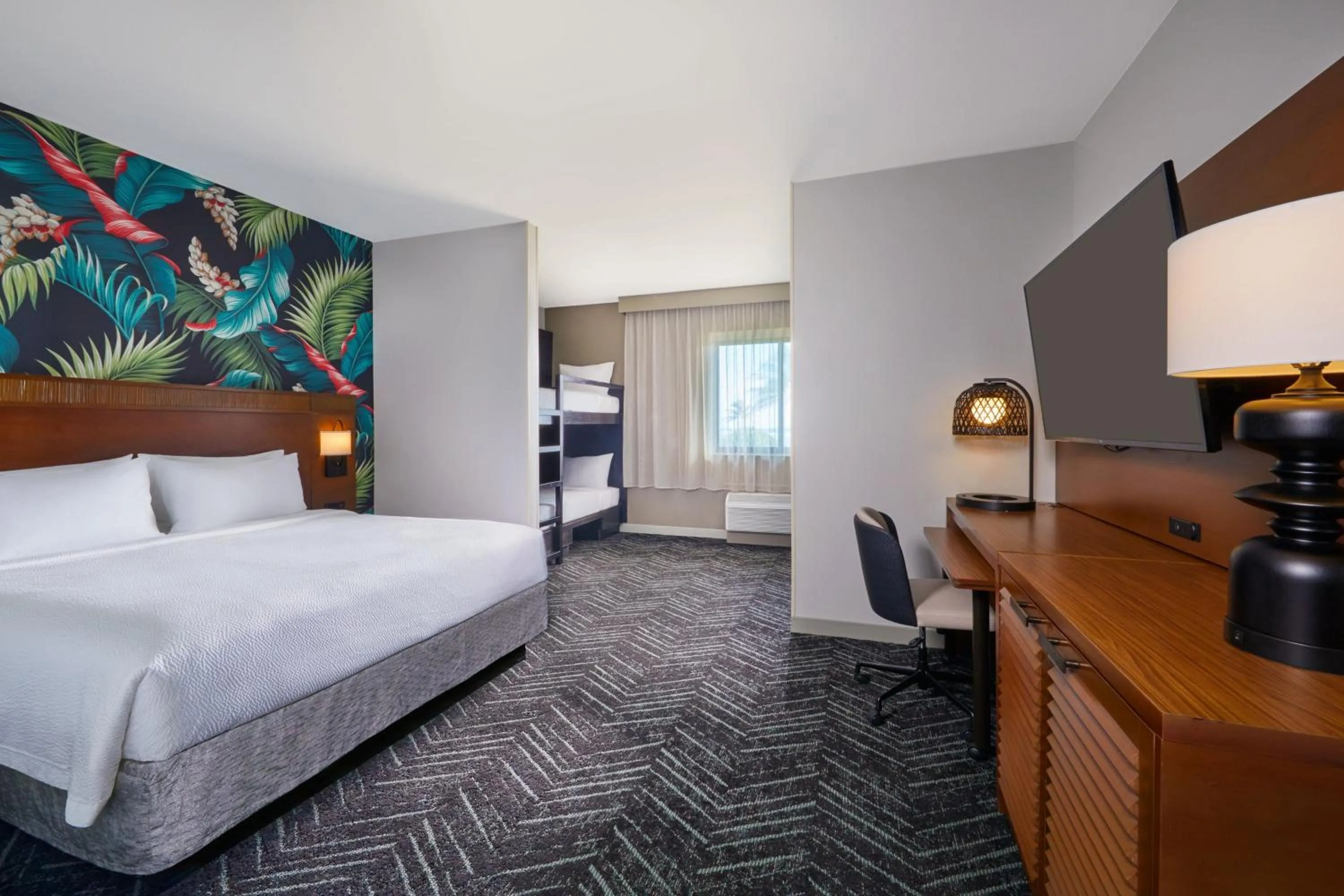 Photo of the whole room, Bed in Courtyard by Marriott Oahu North Shore