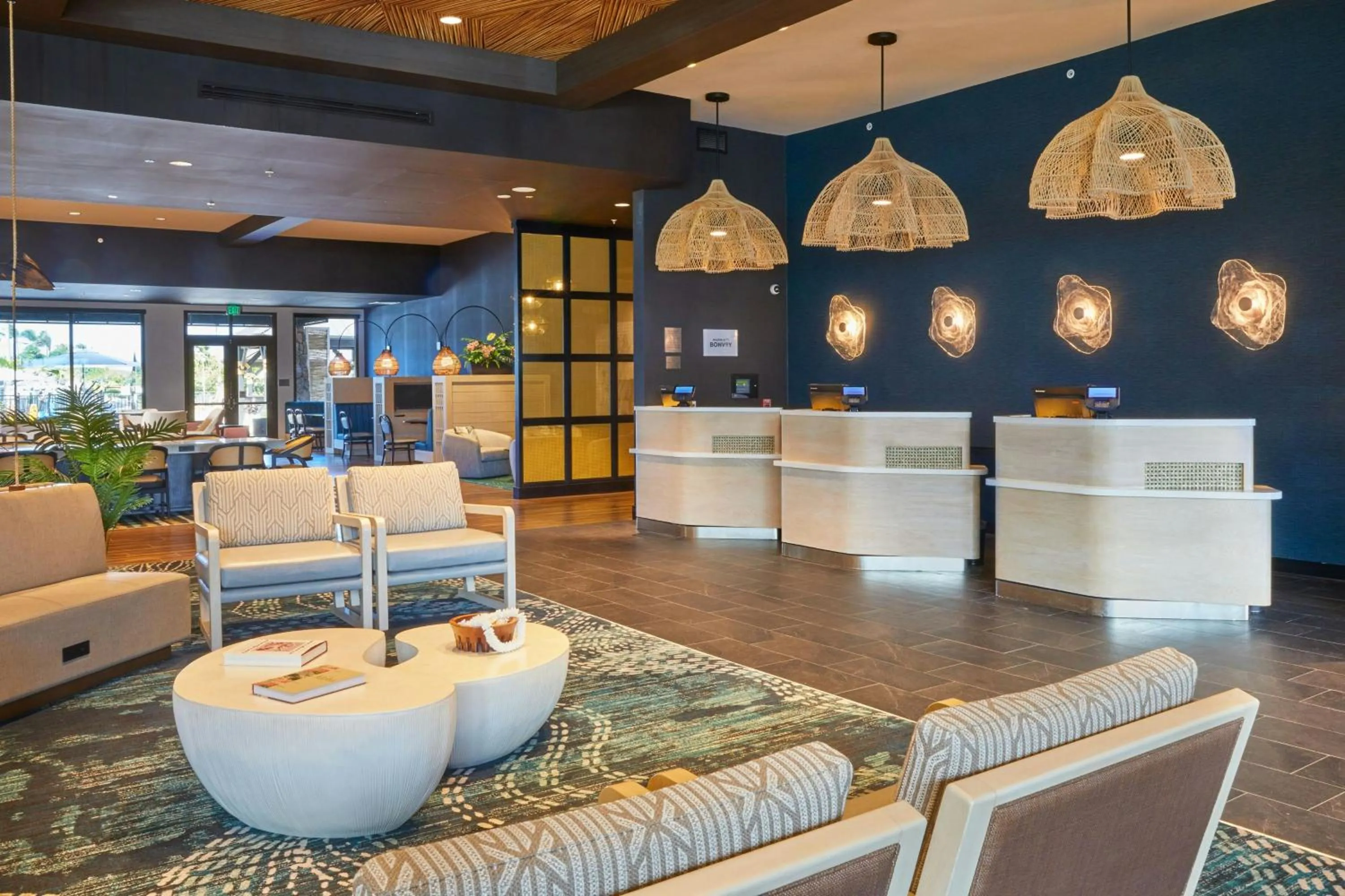 Lobby or reception in Courtyard by Marriott Oahu North Shore