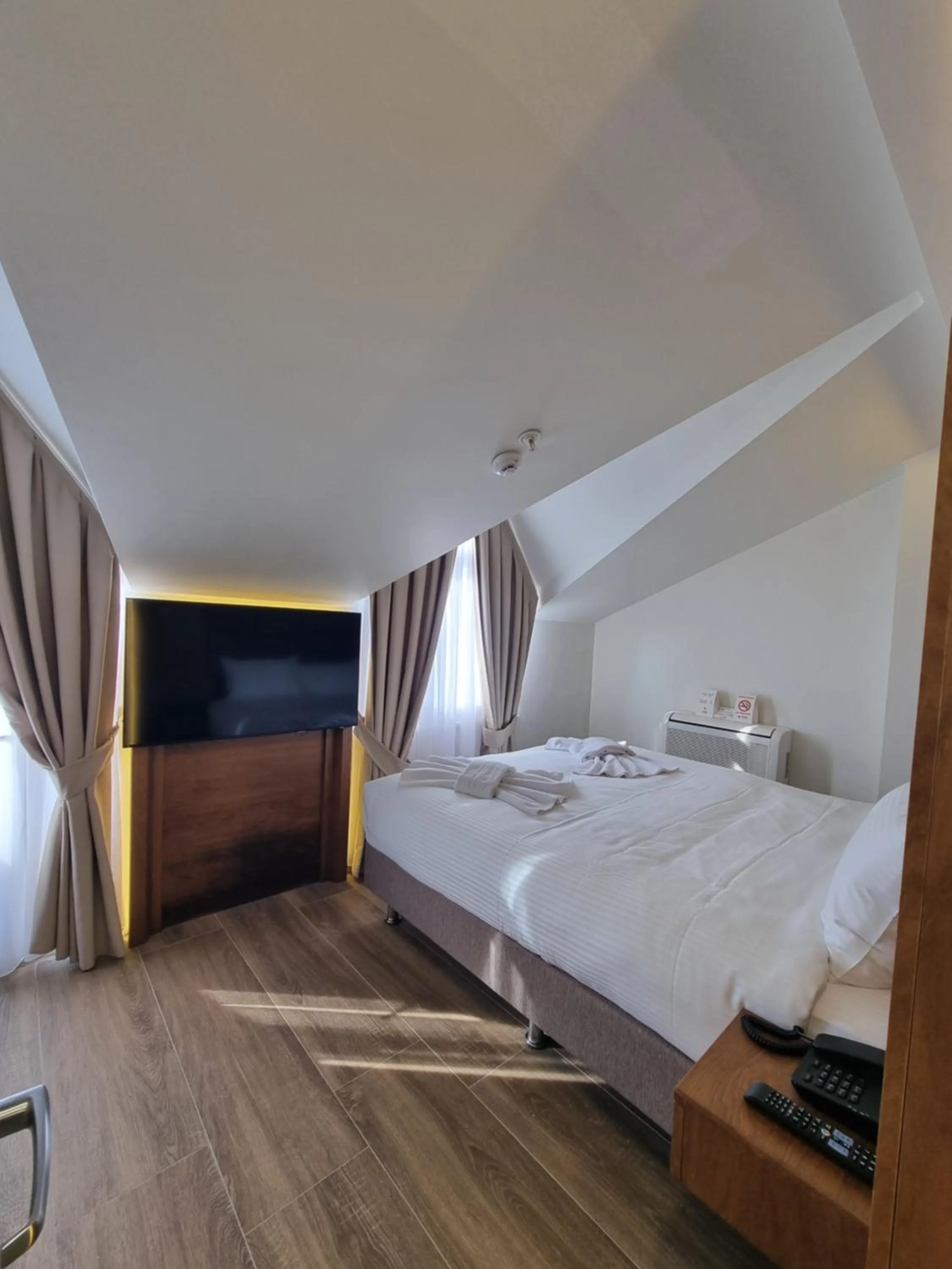 Photo of the whole room, Bed in RIJJI HOTEL ISTANBUL OLD CiTY