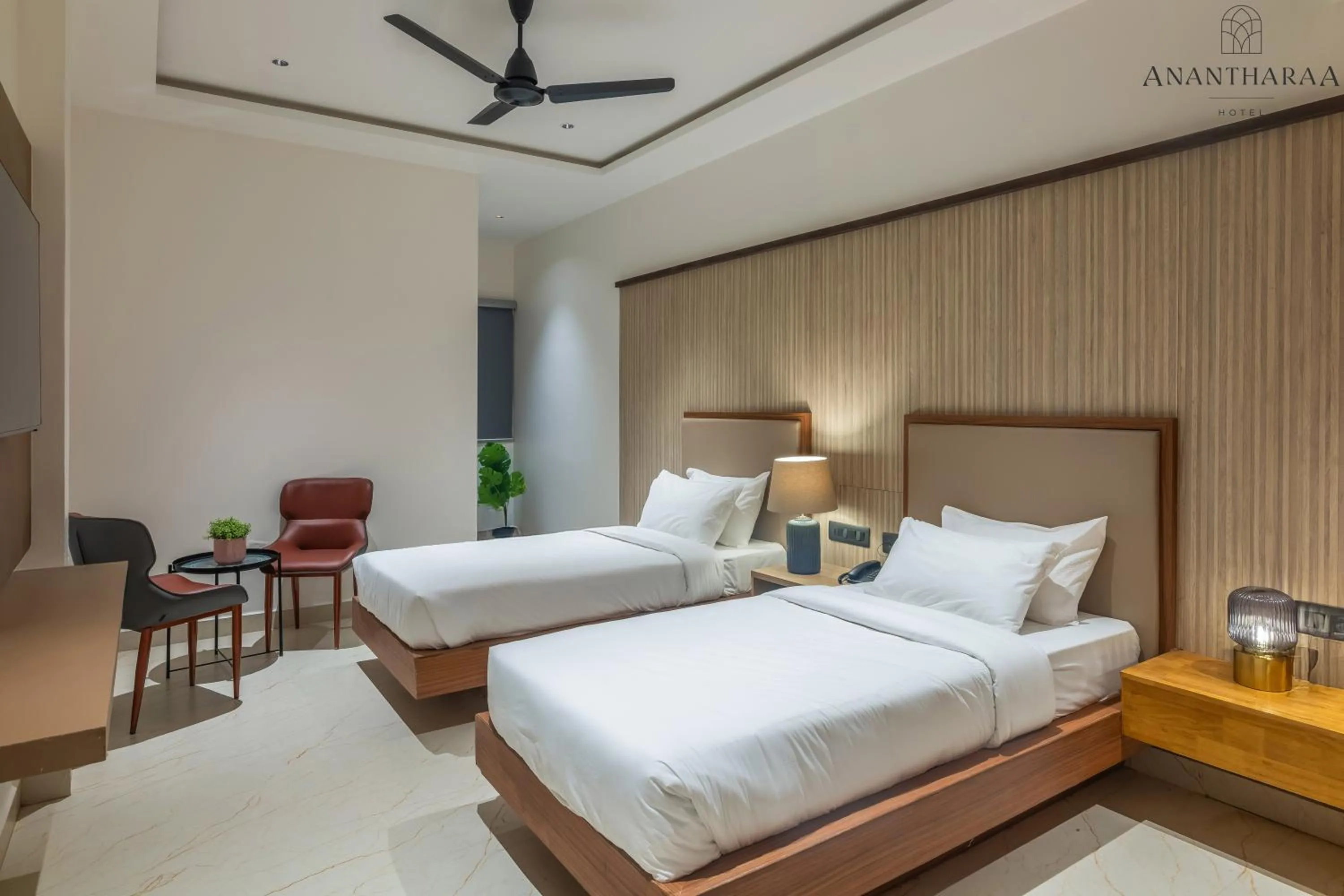 Photo of the whole room, Bed in Anantharaa Hotel