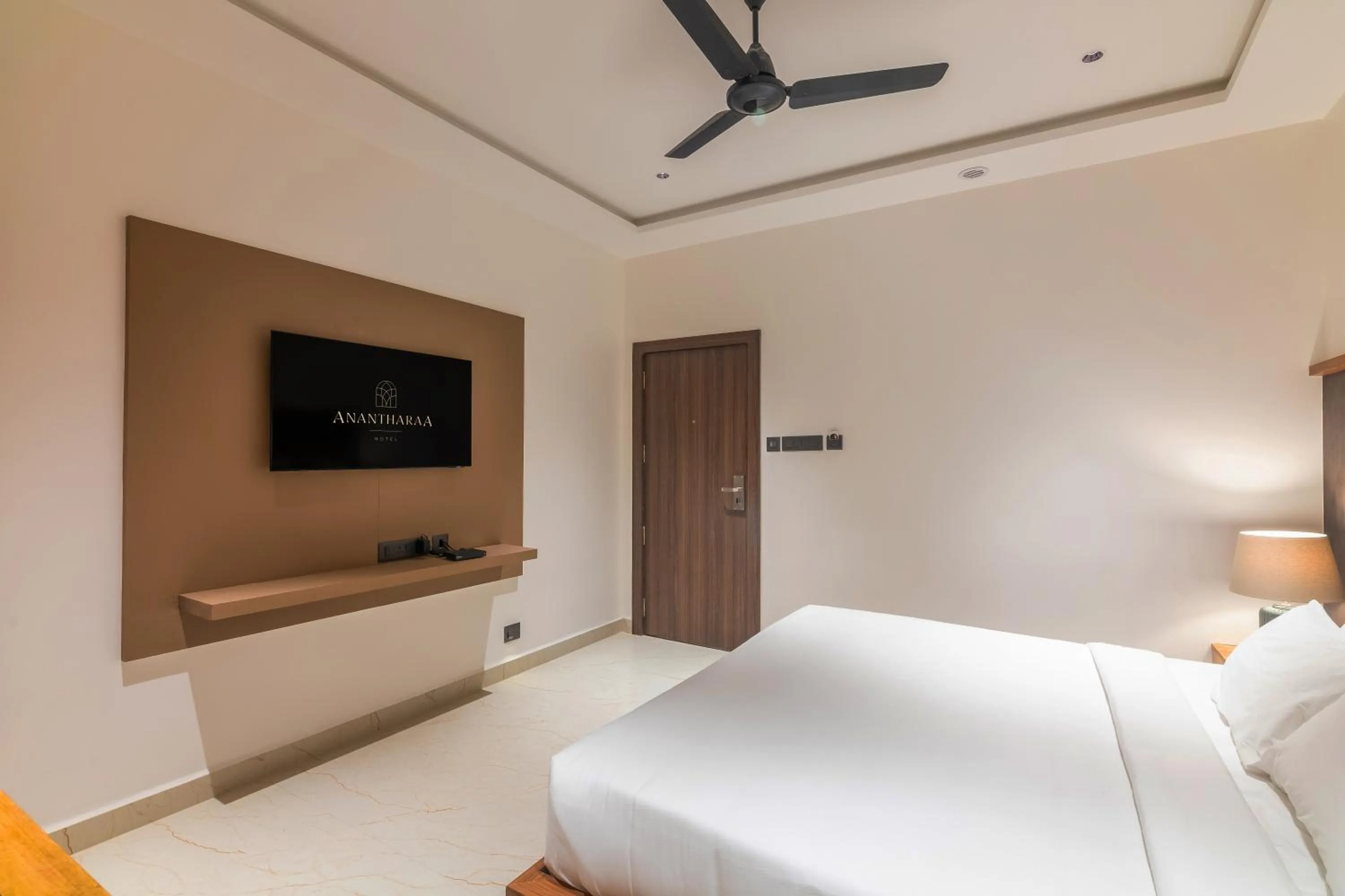 air conditioner, Bed in Anantharaa Hotel
