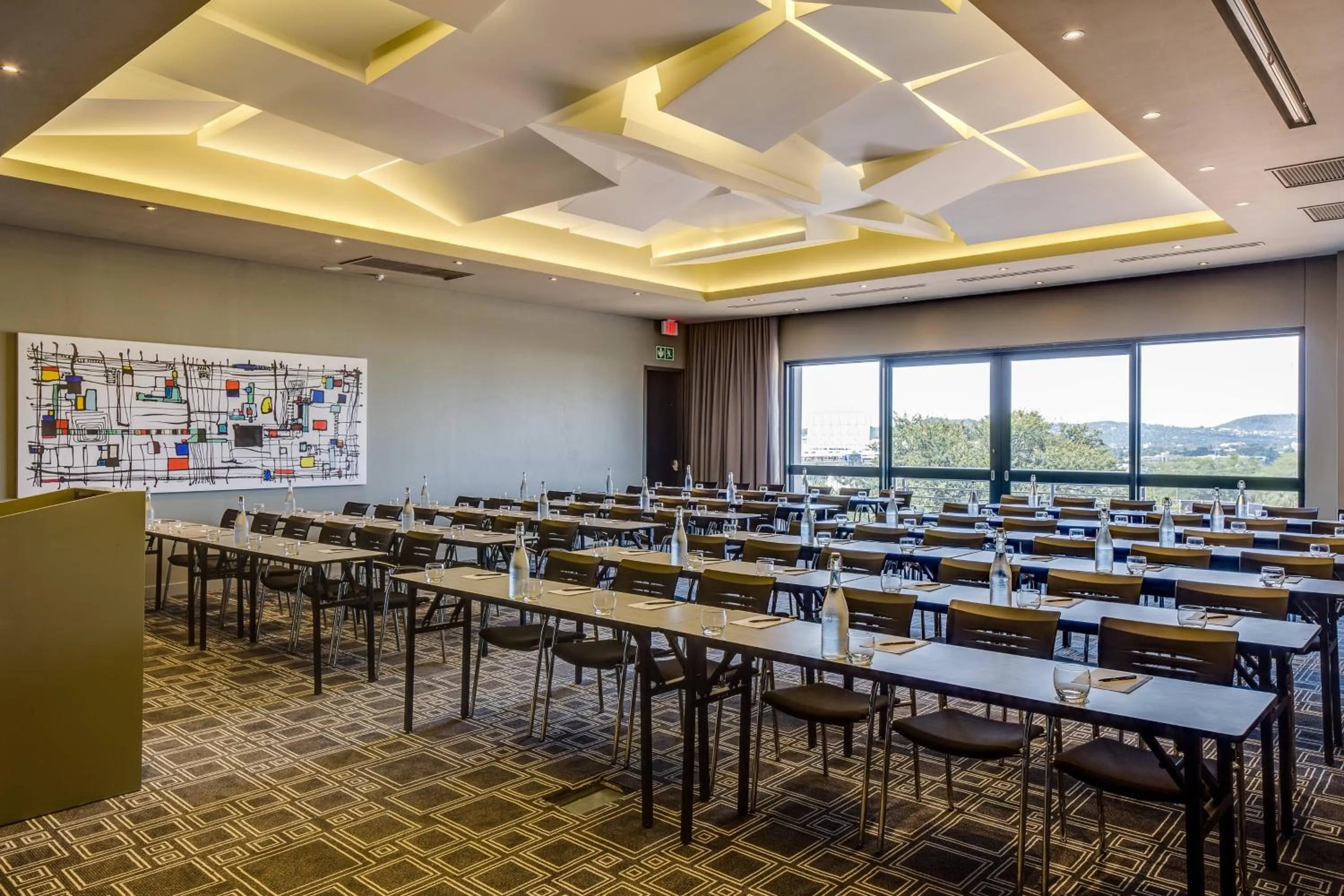 Meeting/conference room in Protea Hotel Fire & Ice! by Marriott Pretoria Menlyn