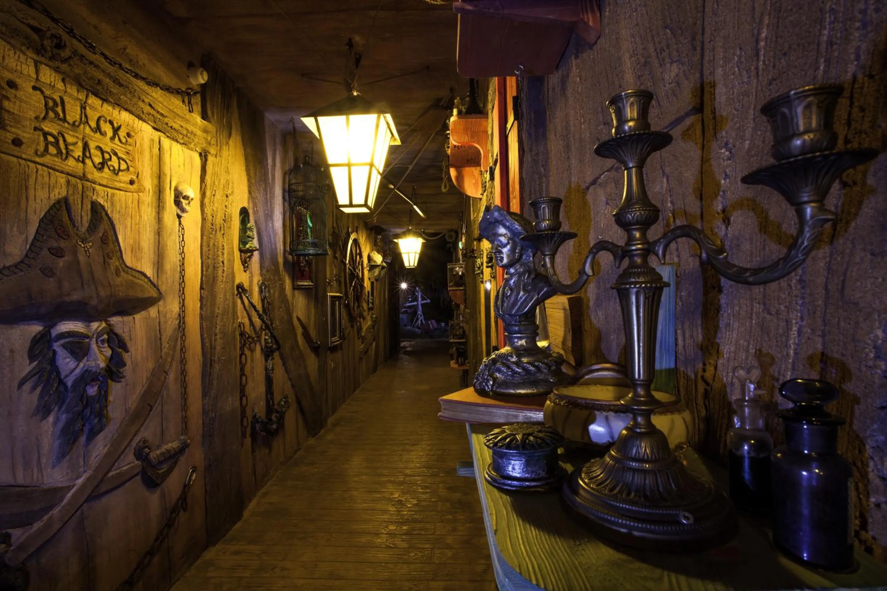 Staff in Hôtel Cap Pirate