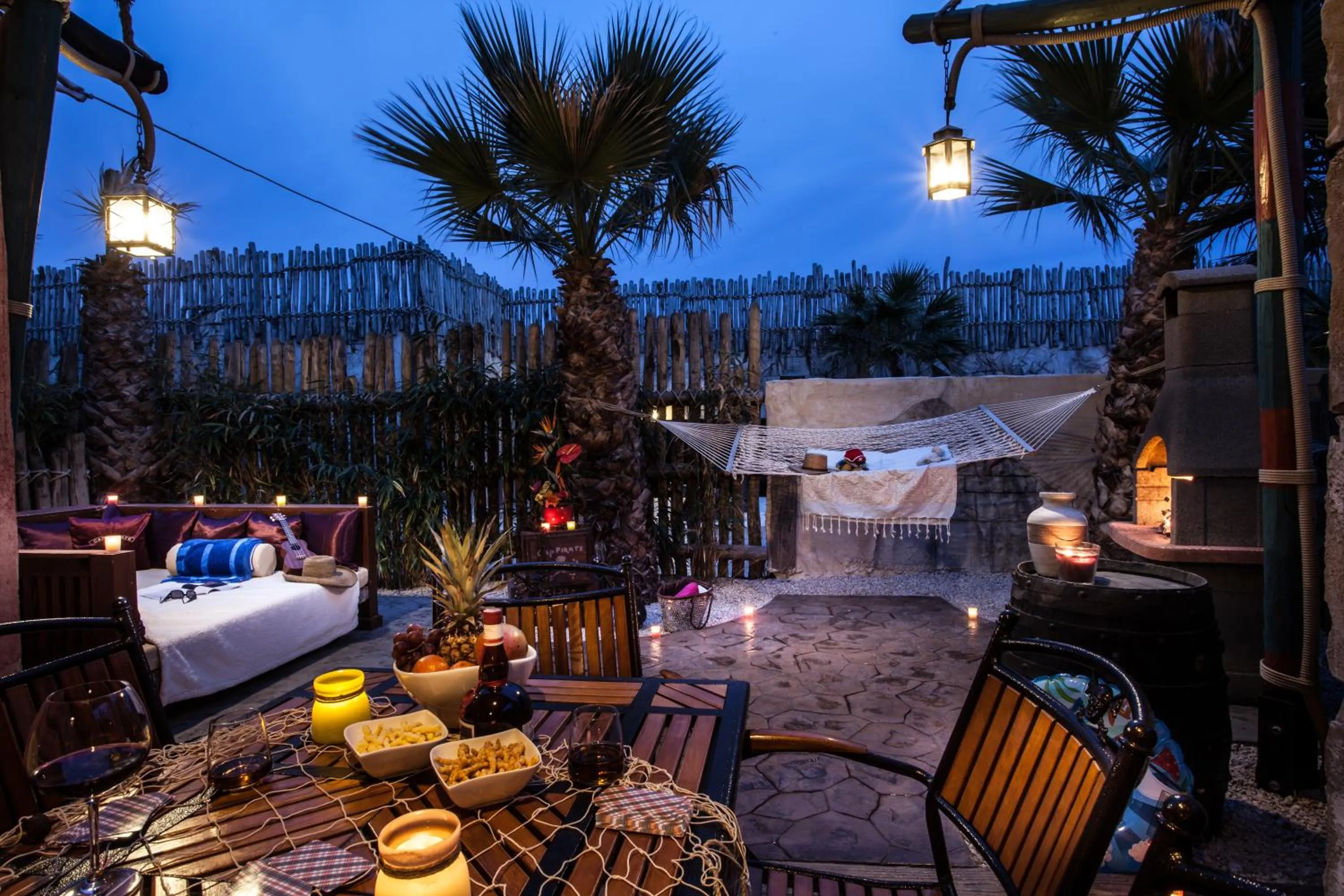 Patio in Hôtel Cap Pirate