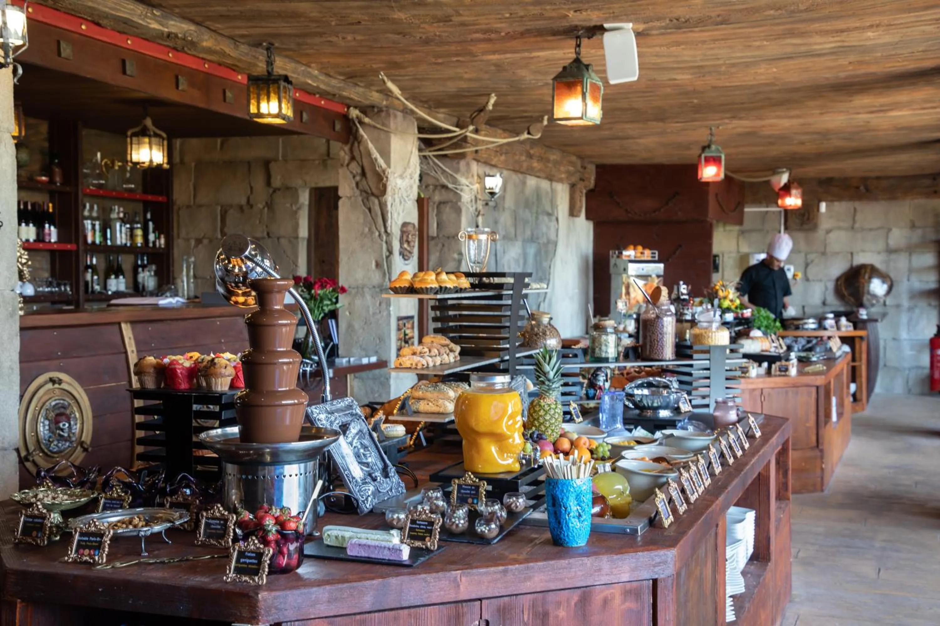 Buffet breakfast in Hôtel Cap Pirate