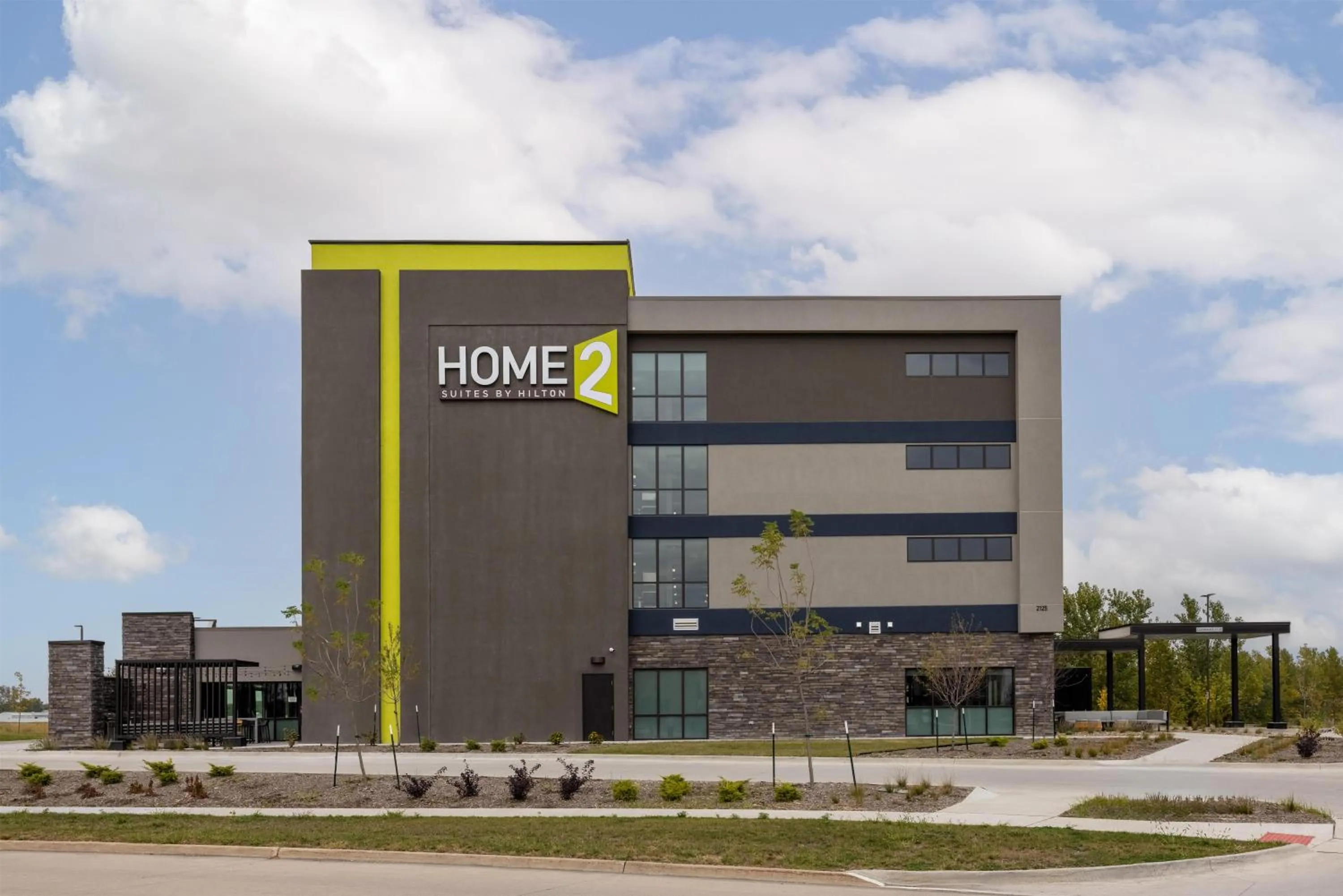 Property building in Home2 Suites By Hilton Ames