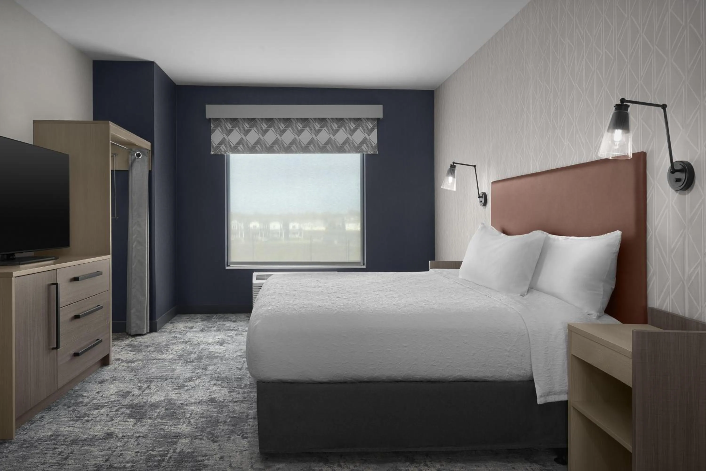 Bed in Home2 Suites By Hilton Ramsey