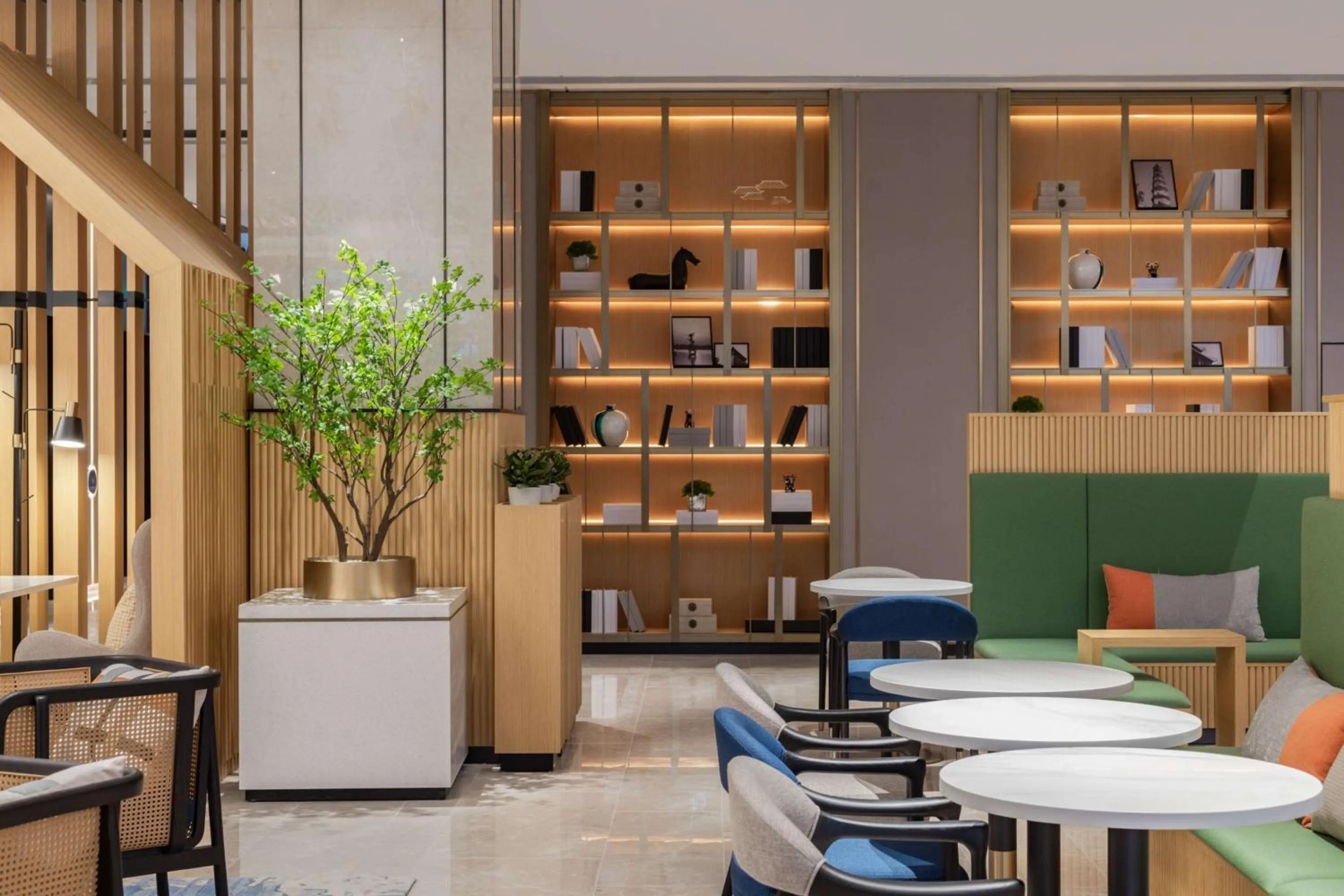 Lobby or reception in Hilton Garden Inn Zhoukou Huaiyang