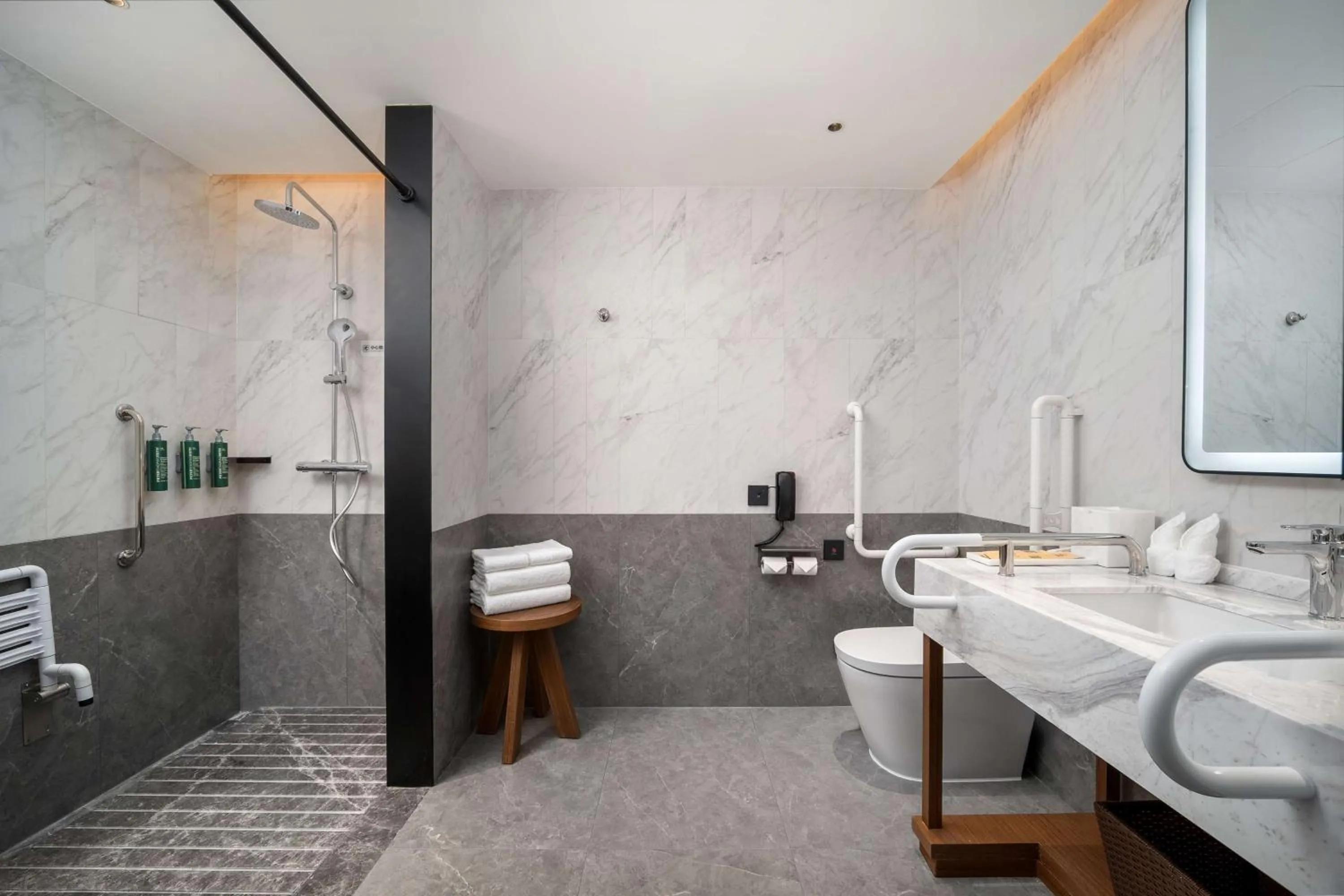 Bathroom in Hilton Garden Inn Hefei Feixi