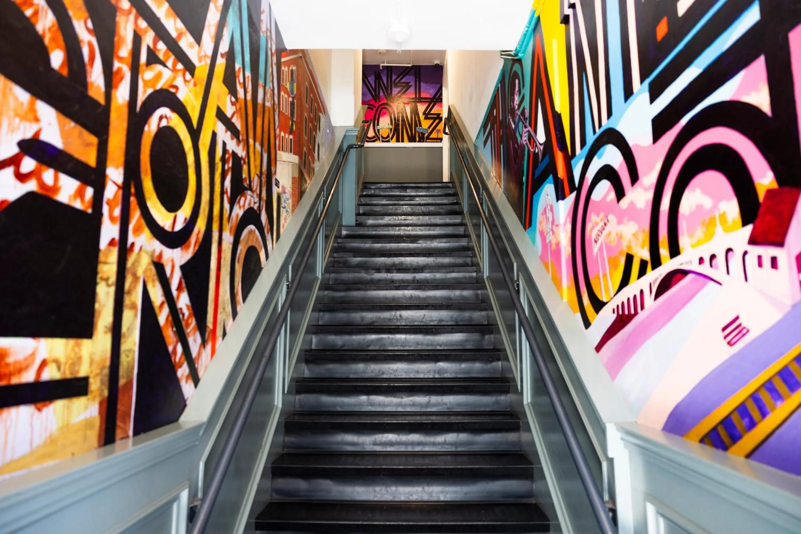 Facade/entrance in American Hotel