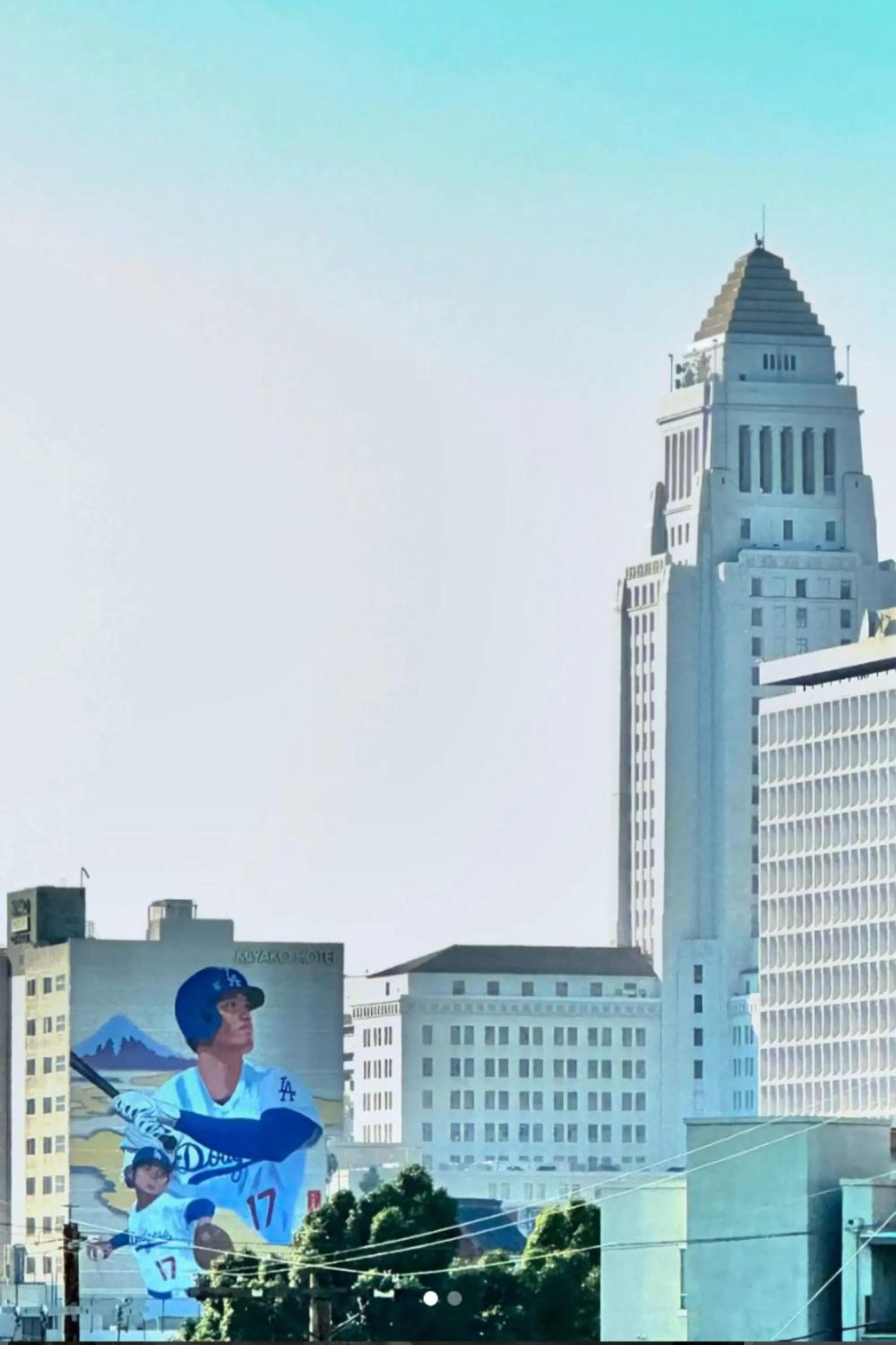 Neighbourhood in American Hotel