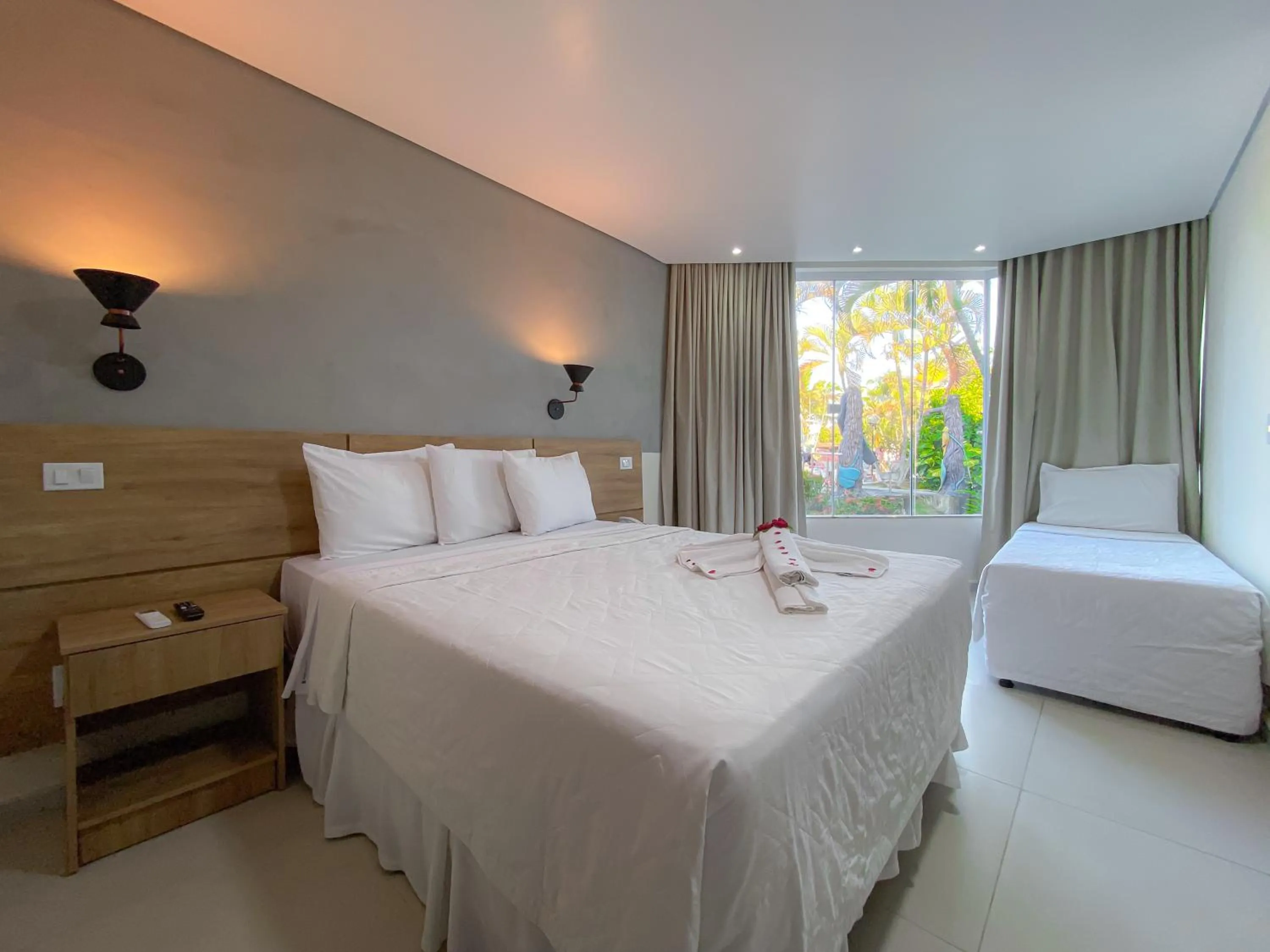 Bed in Bosque do Porto Praia Hotel