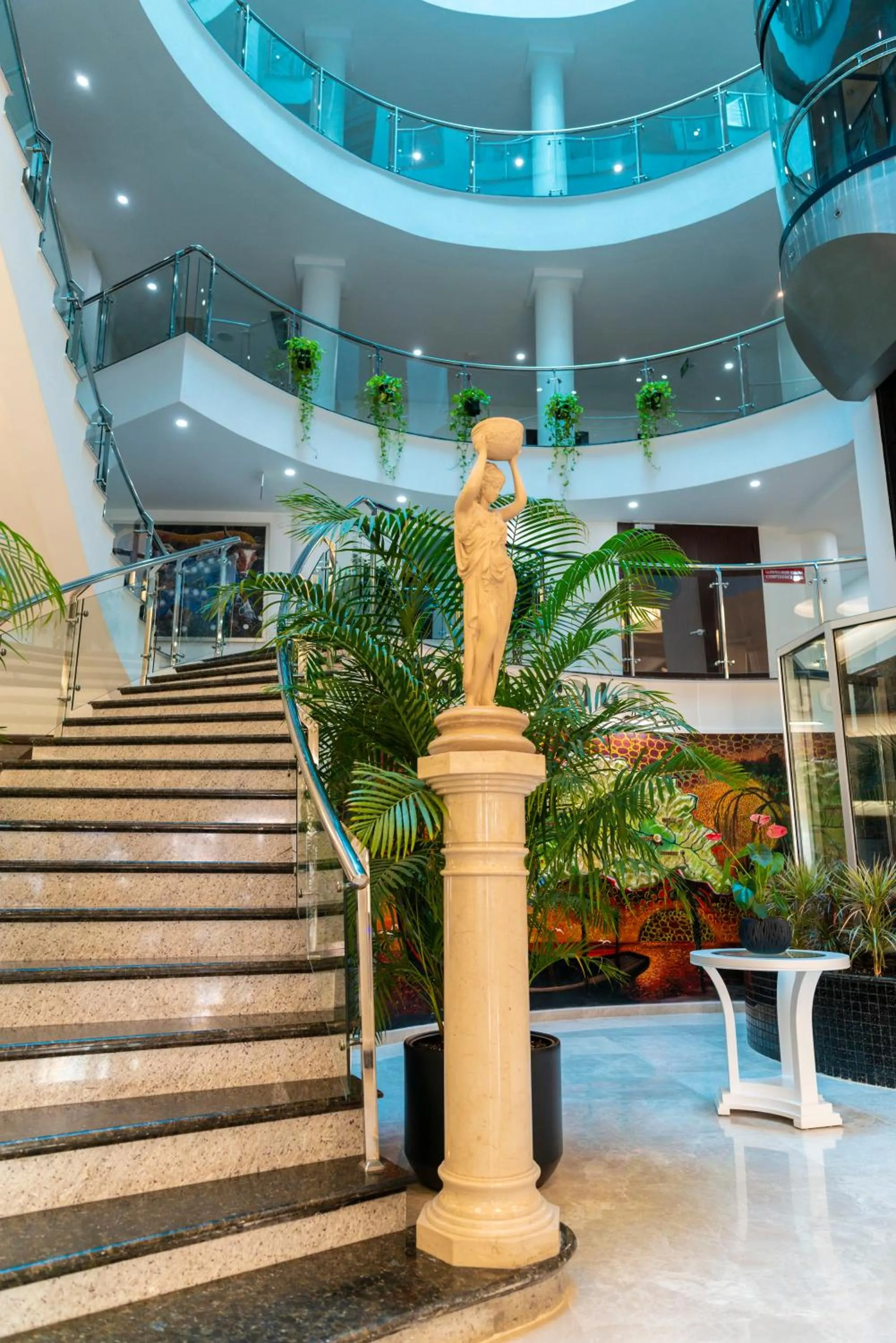 Lobby or reception in Era Palace Batumi