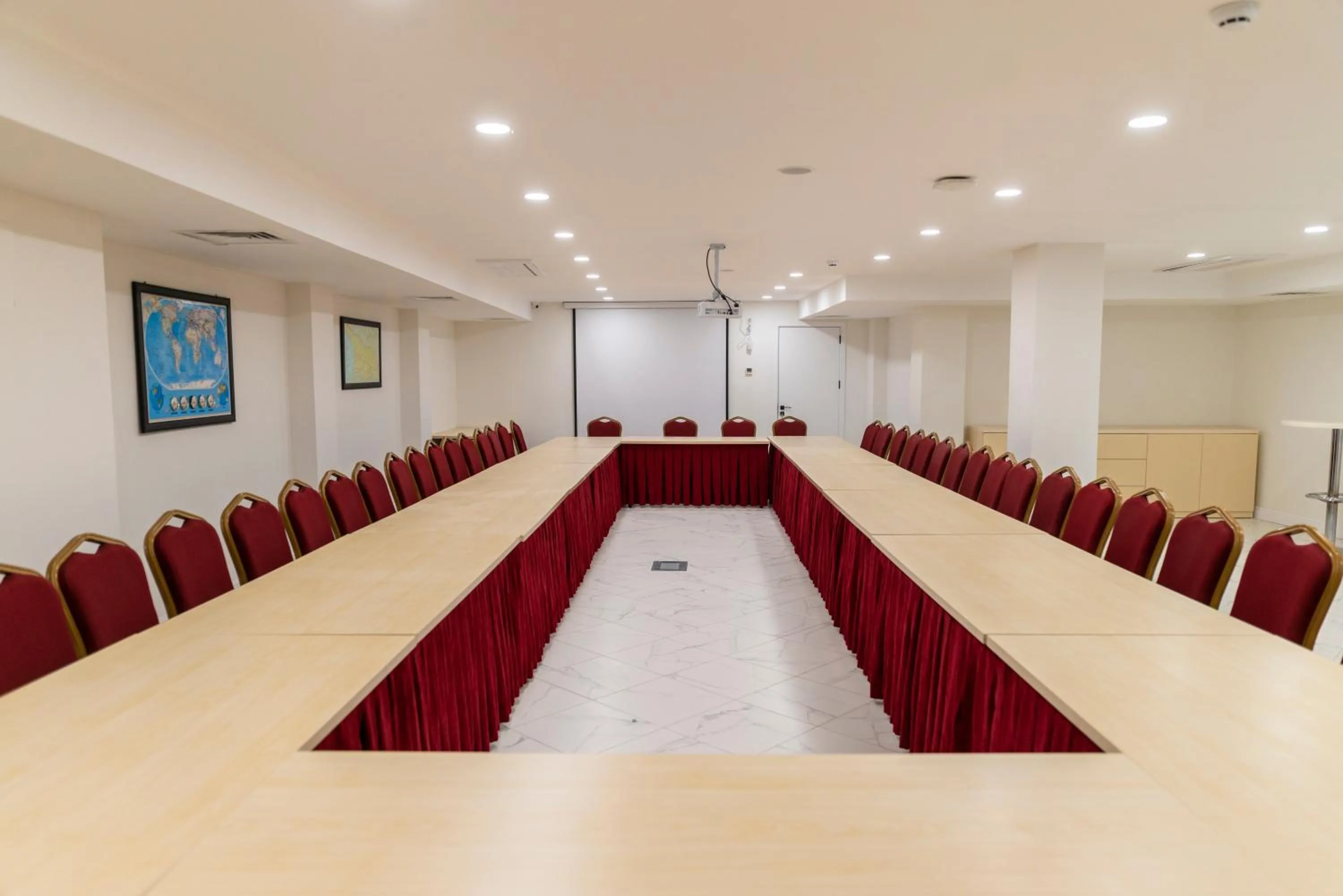 Meeting/conference room in Era Palace Batumi
