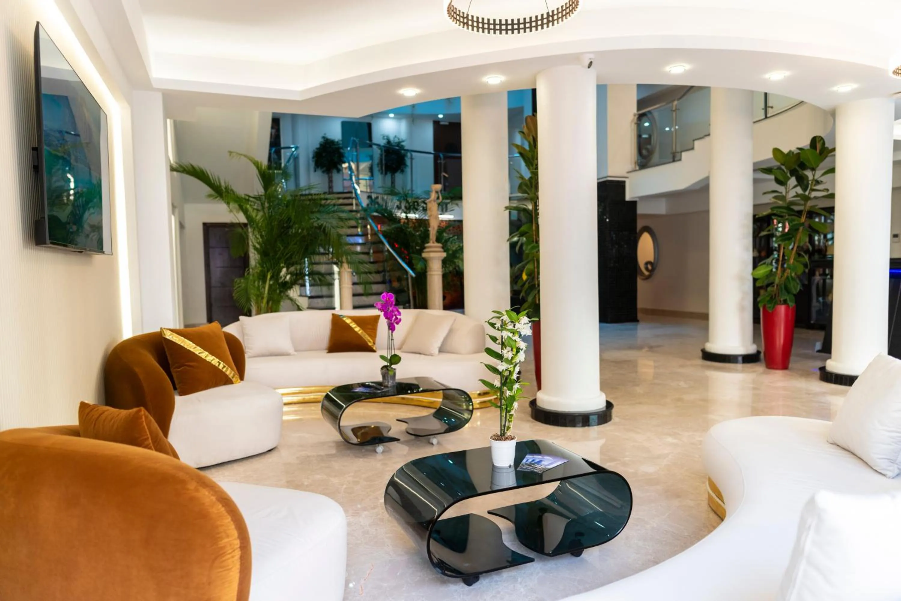 Lobby or reception in Era Palace Batumi