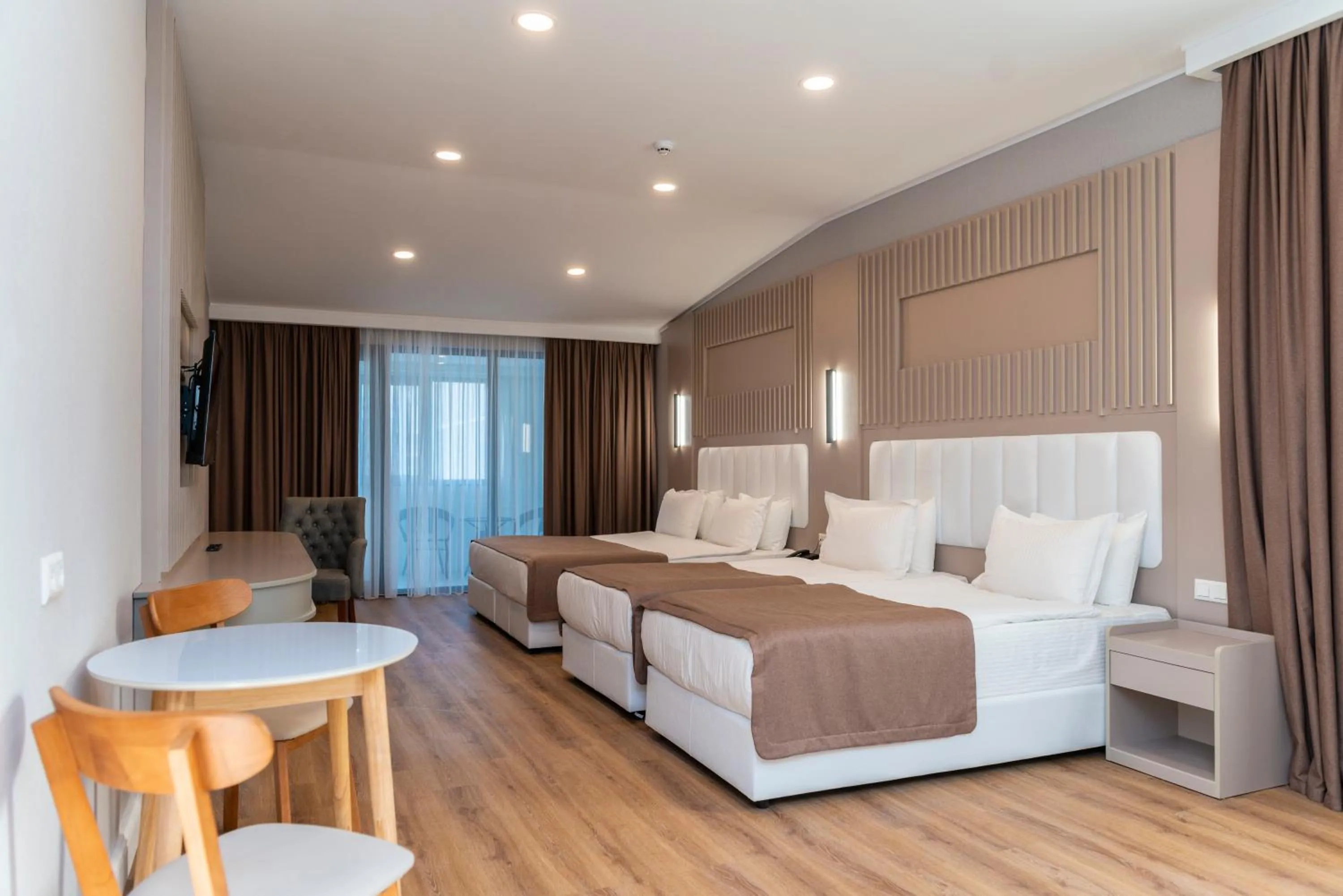 Photo of the whole room, Bed in Era Palace Batumi