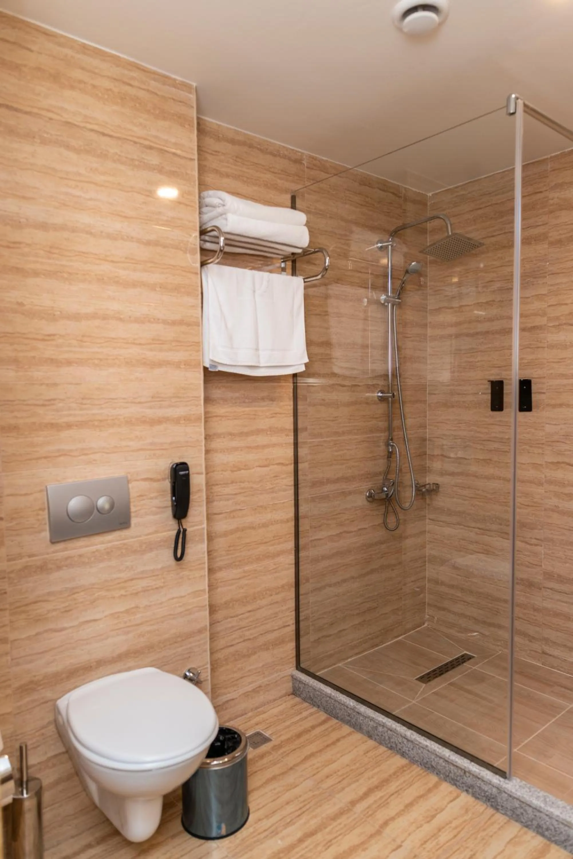 Shower in Era Palace Batumi