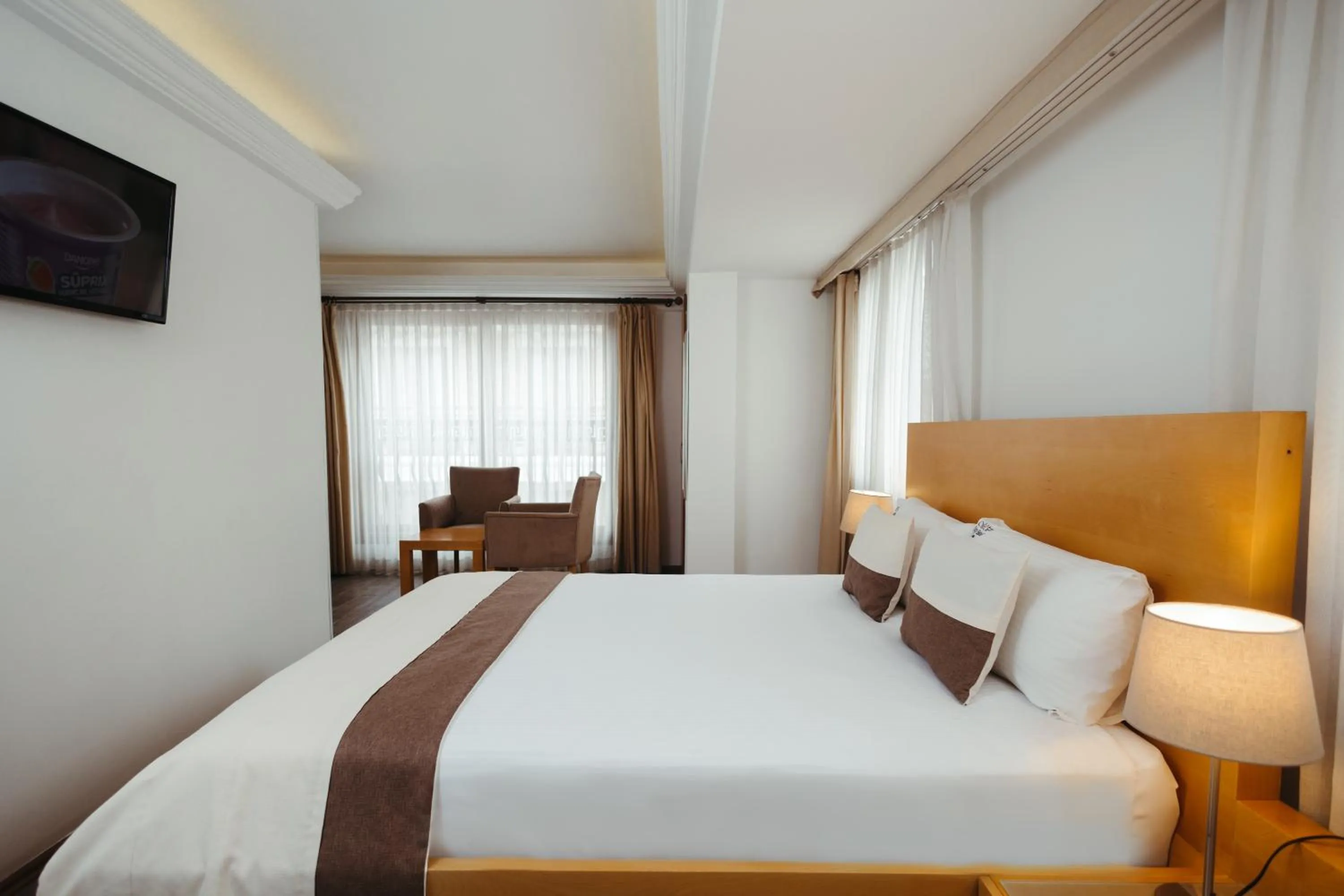 Bedroom, Bed in MB City Hotel