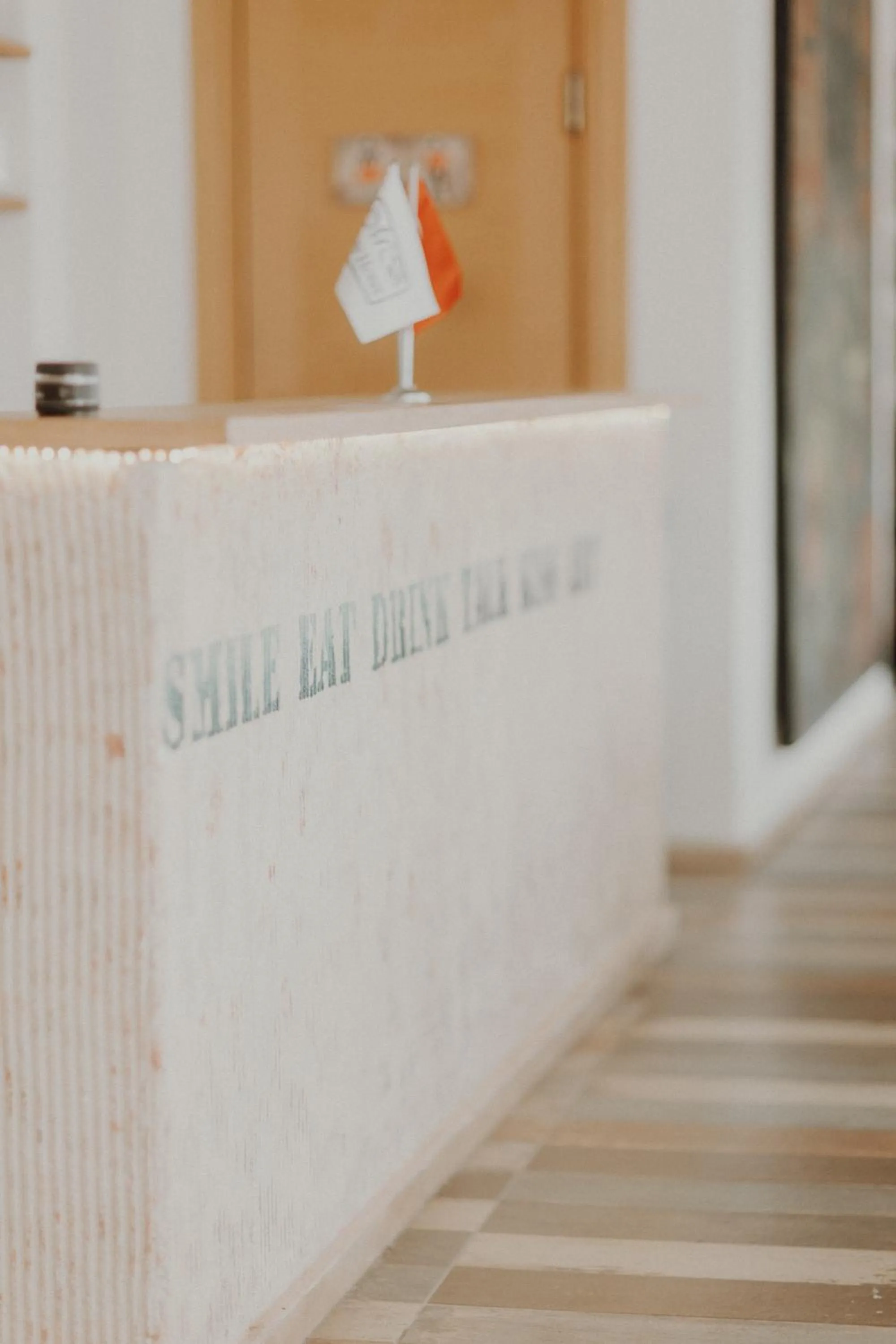 Restaurant/places to eat in MB City Hotel